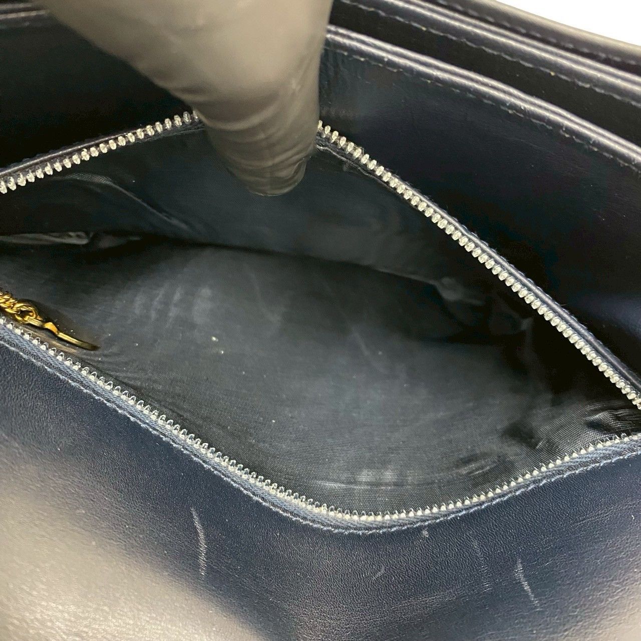 Celine Celine Celine Carriage Hardware Calf Leather Shoulder Bag Leather Shoulder Bag DUTY FREE for USA Size ONE SIZE - 11 Thumbnail