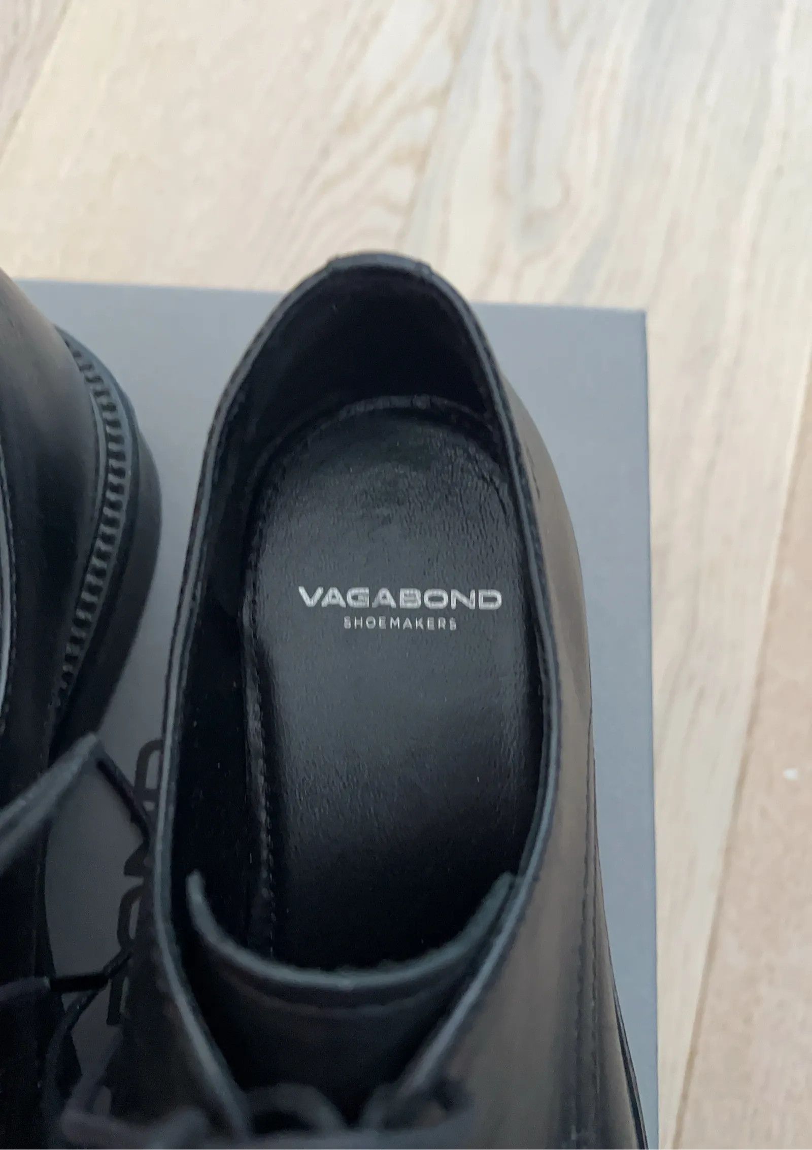 Vagabond Vagabond Alex W Loafers Size US 6 / IT 36 - 2 Thumbnail