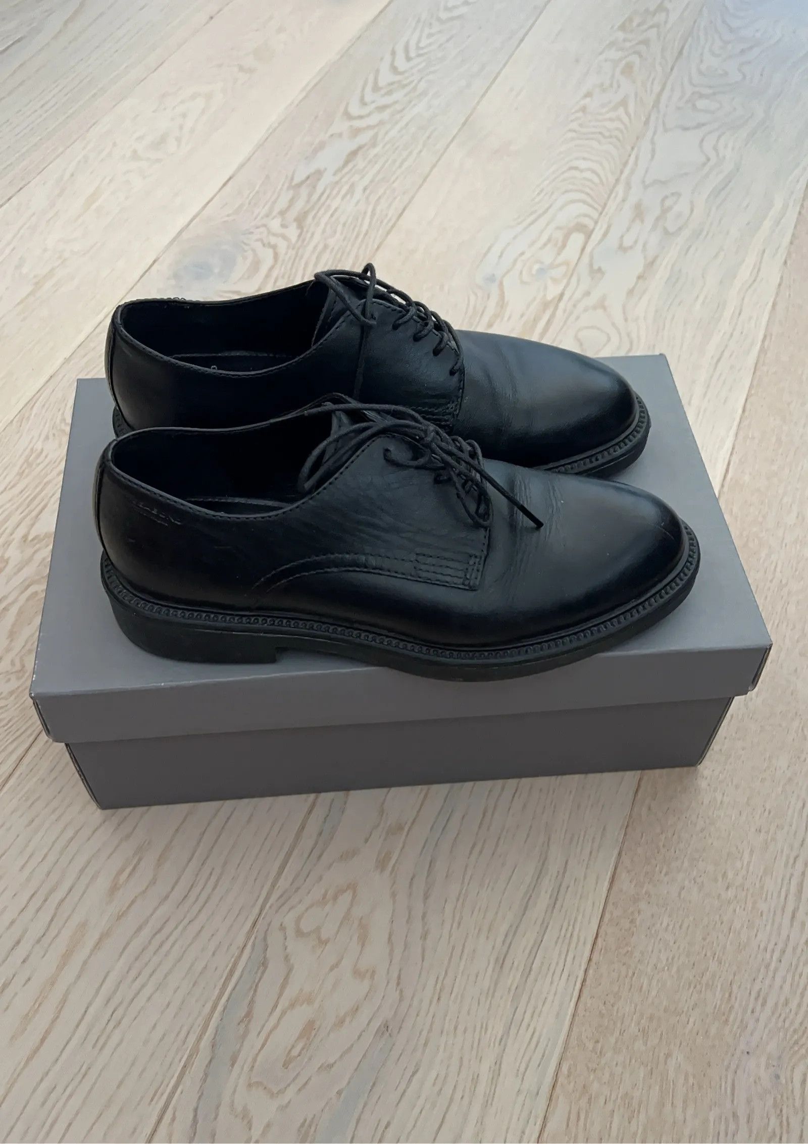 Vagabond Vagabond Alex W Loafers Size US 6 / IT 36 - 6 Thumbnail
