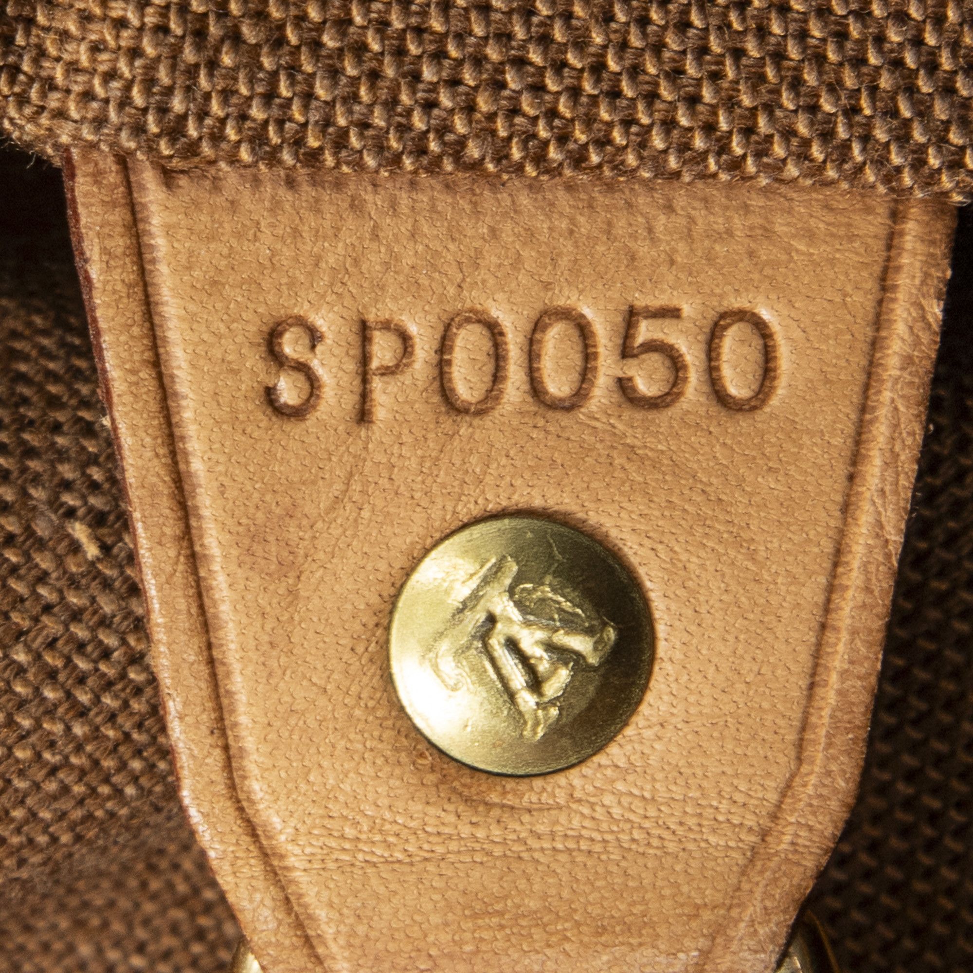 Louis Vuitton Montsouris MM Size ONE SIZE - 10 Thumbnail