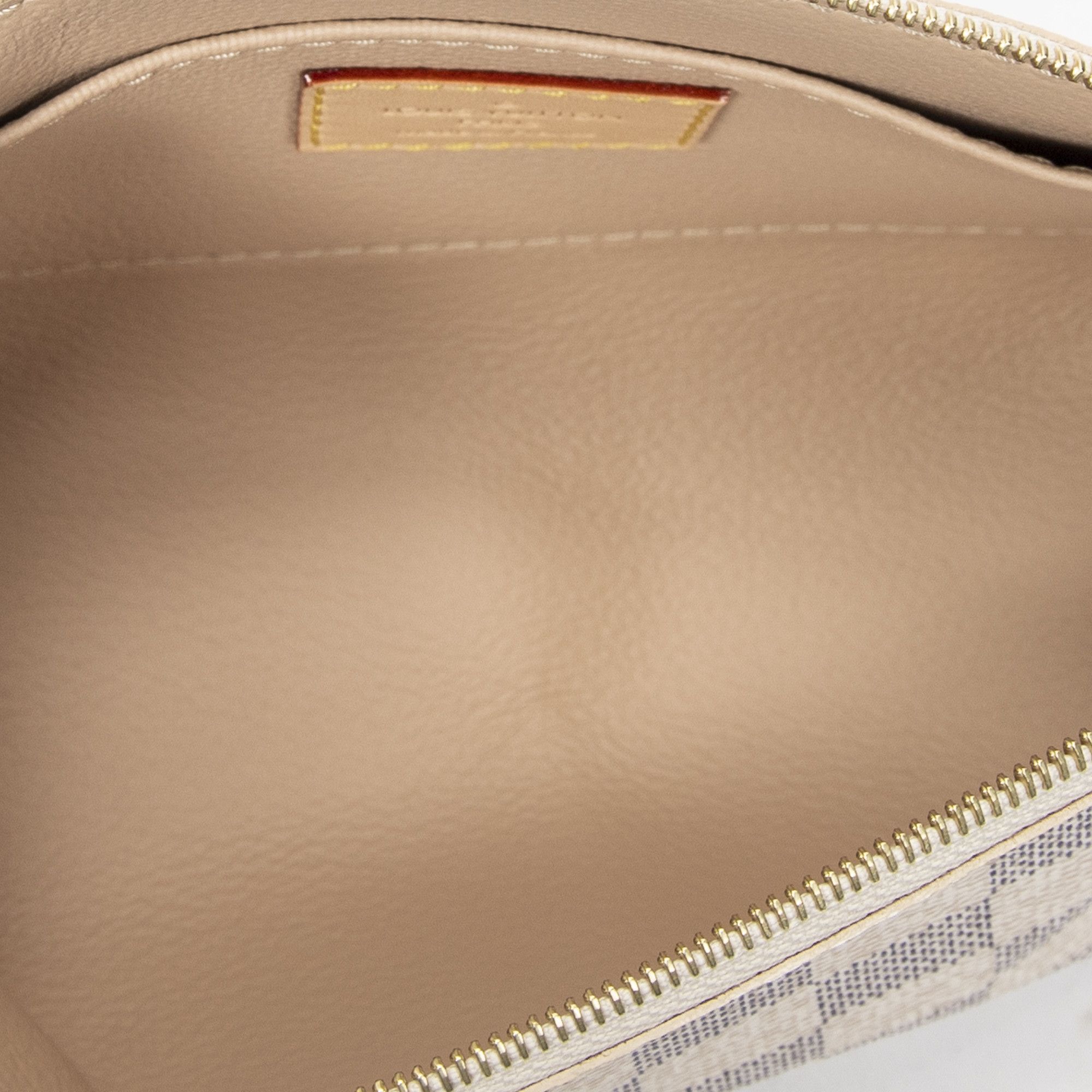Louis Vuitton Cosmetic Pouch Size ONE SIZE - 5 Thumbnail