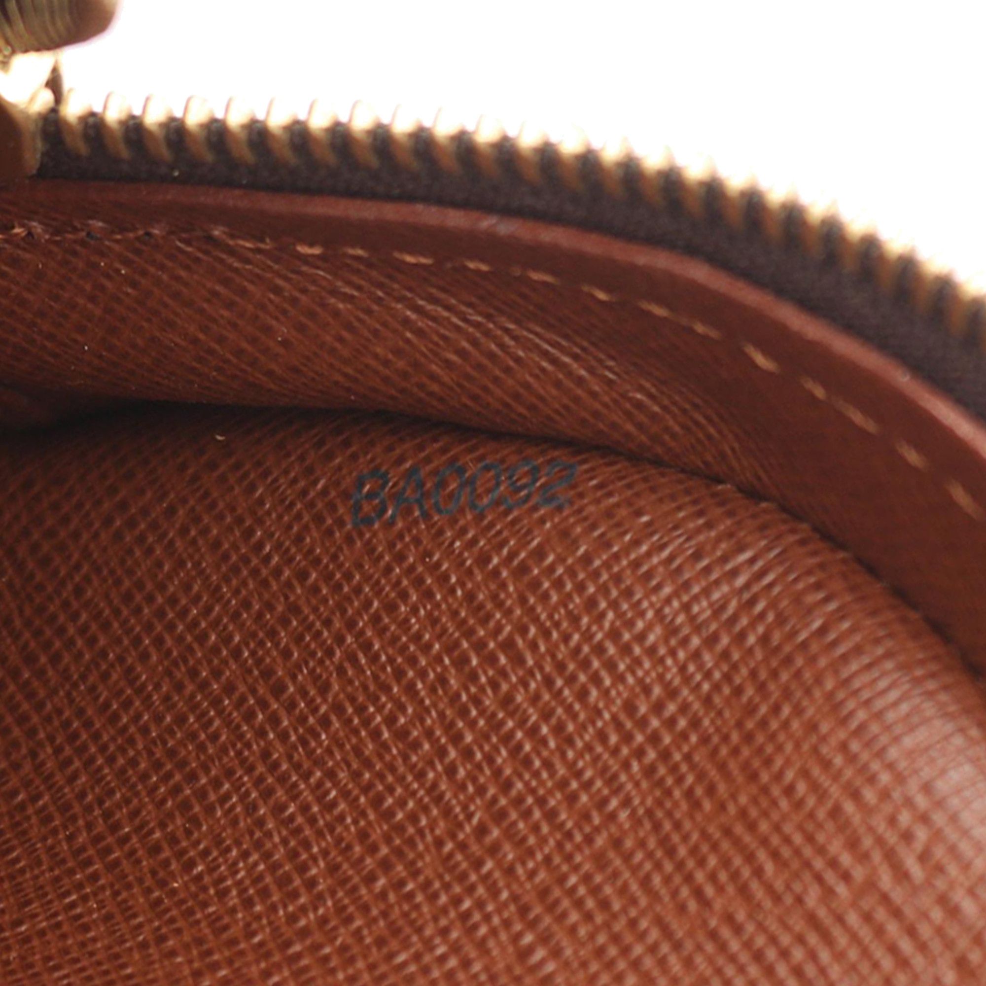 Louis Vuitton Louis Vuitton Monogram Blois Size ONE SIZE - 5 Thumbnail