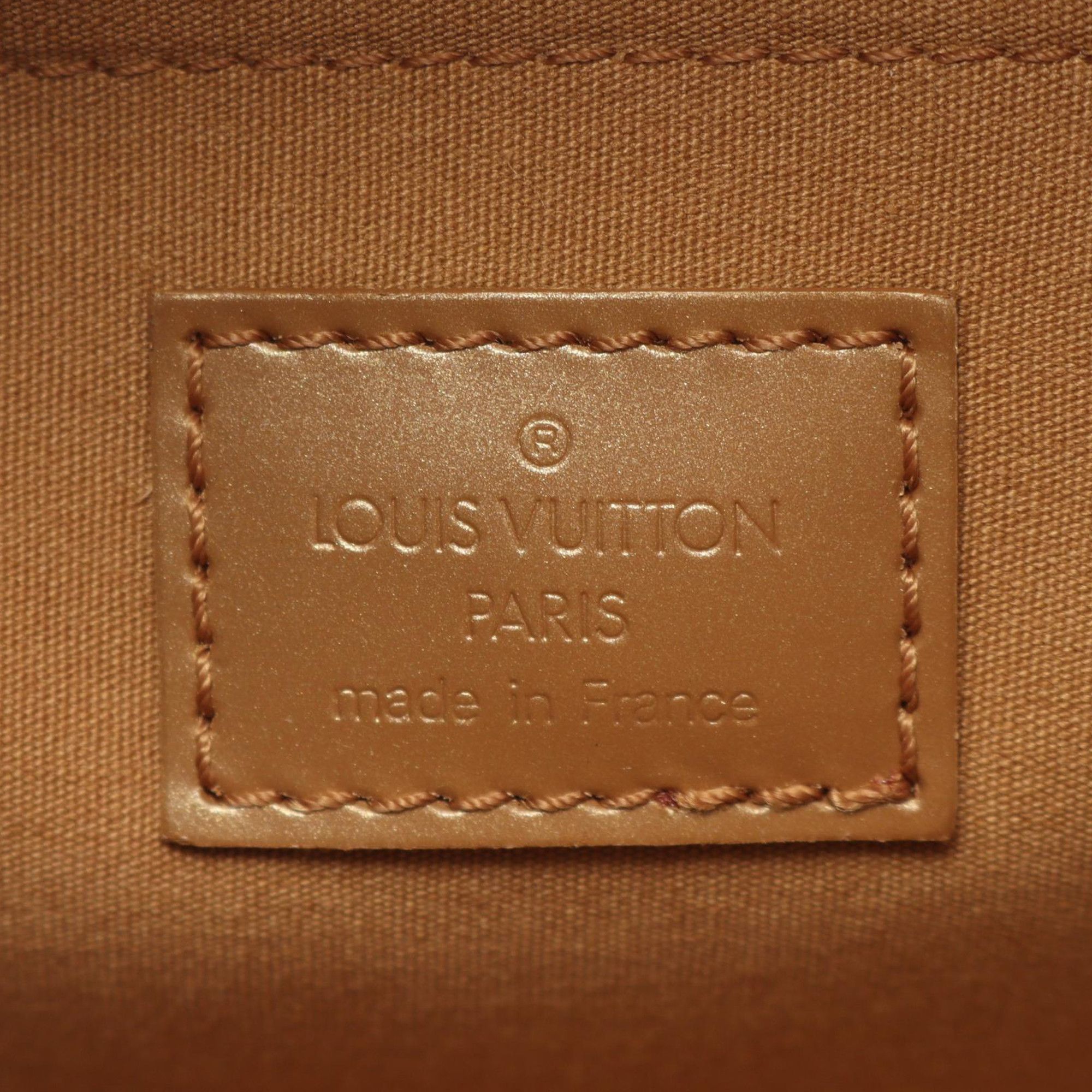 Louis Vuitton Louis Vuitton Monogram Mat Shelton Size ONE SIZE - 4 Thumbnail