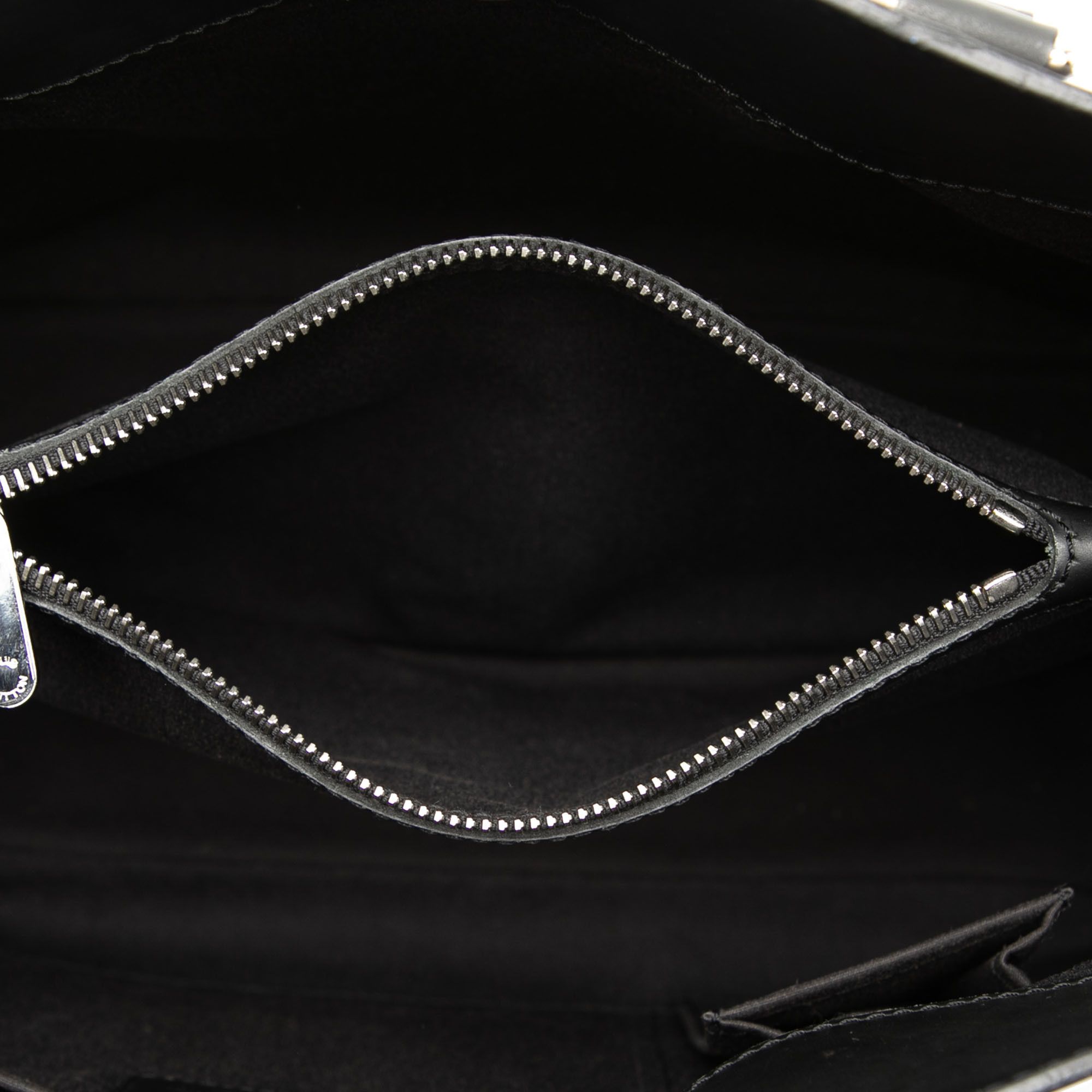 Louis Vuitton Louis Vuitton Epi Passy PM Size ONE SIZE - 4 Thumbnail