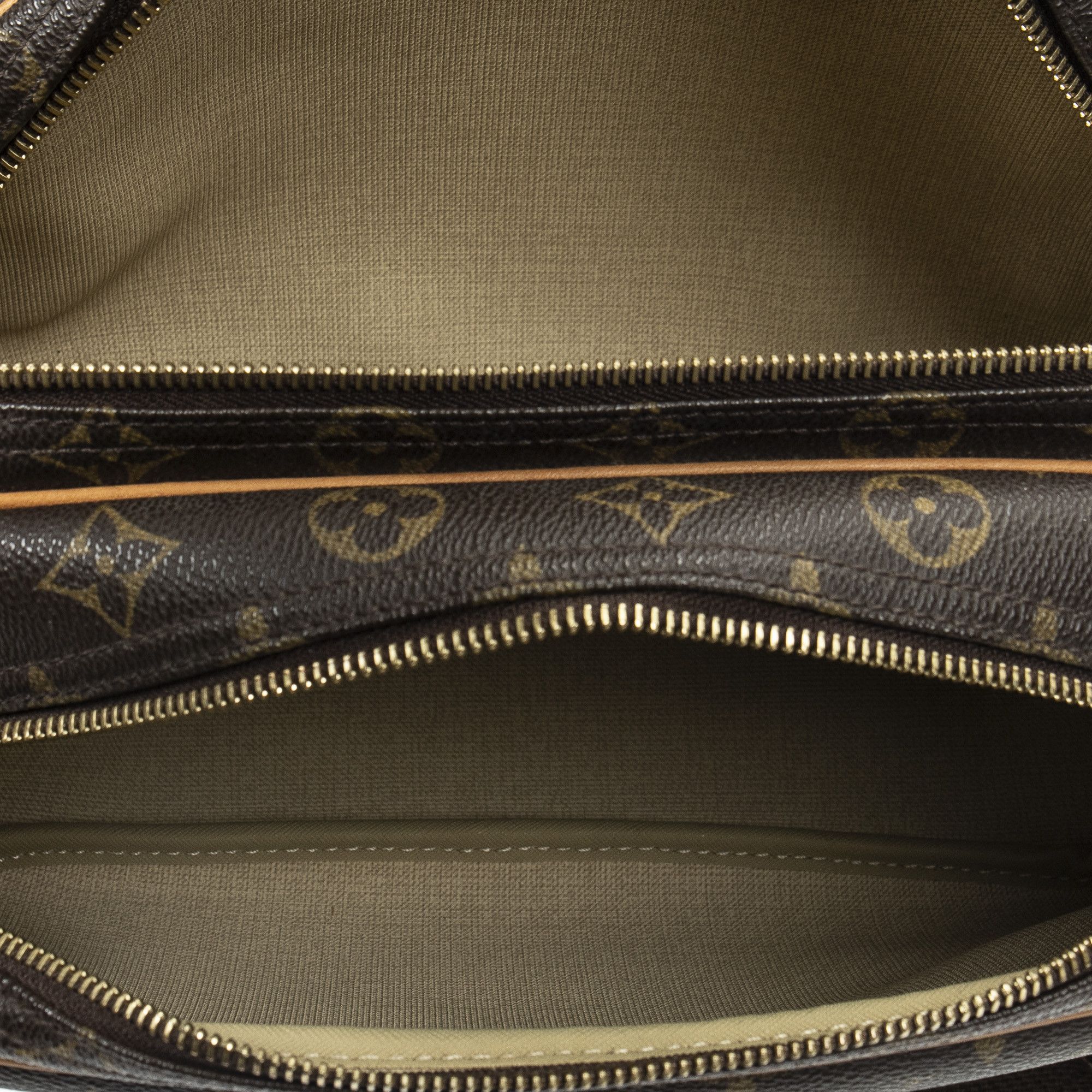 Louis Vuitton Reporter PM Size ONE SIZE - 9 Thumbnail