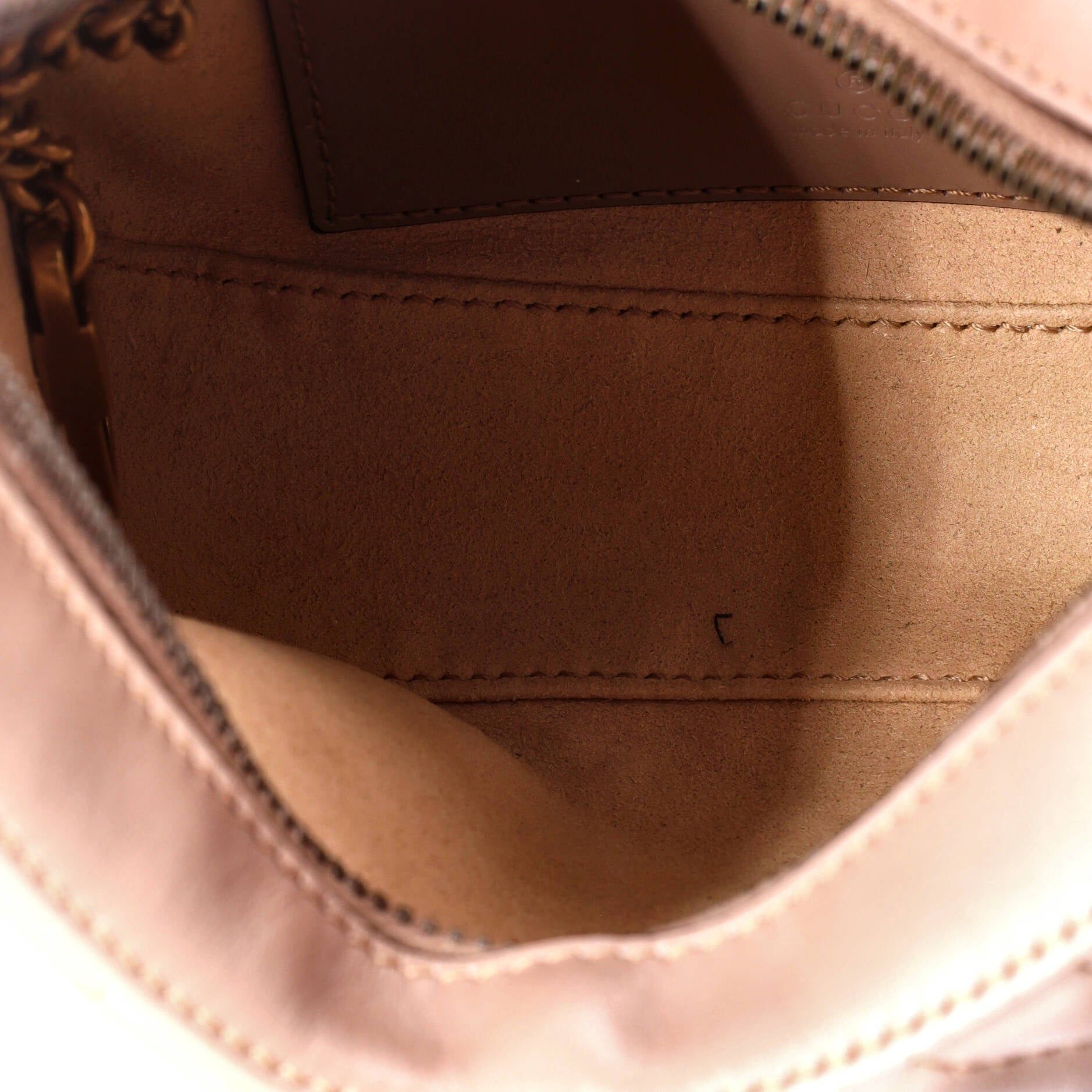 Gucci Marmont Half Moon Hobo Mini Size ONE SIZE - 5 Thumbnail