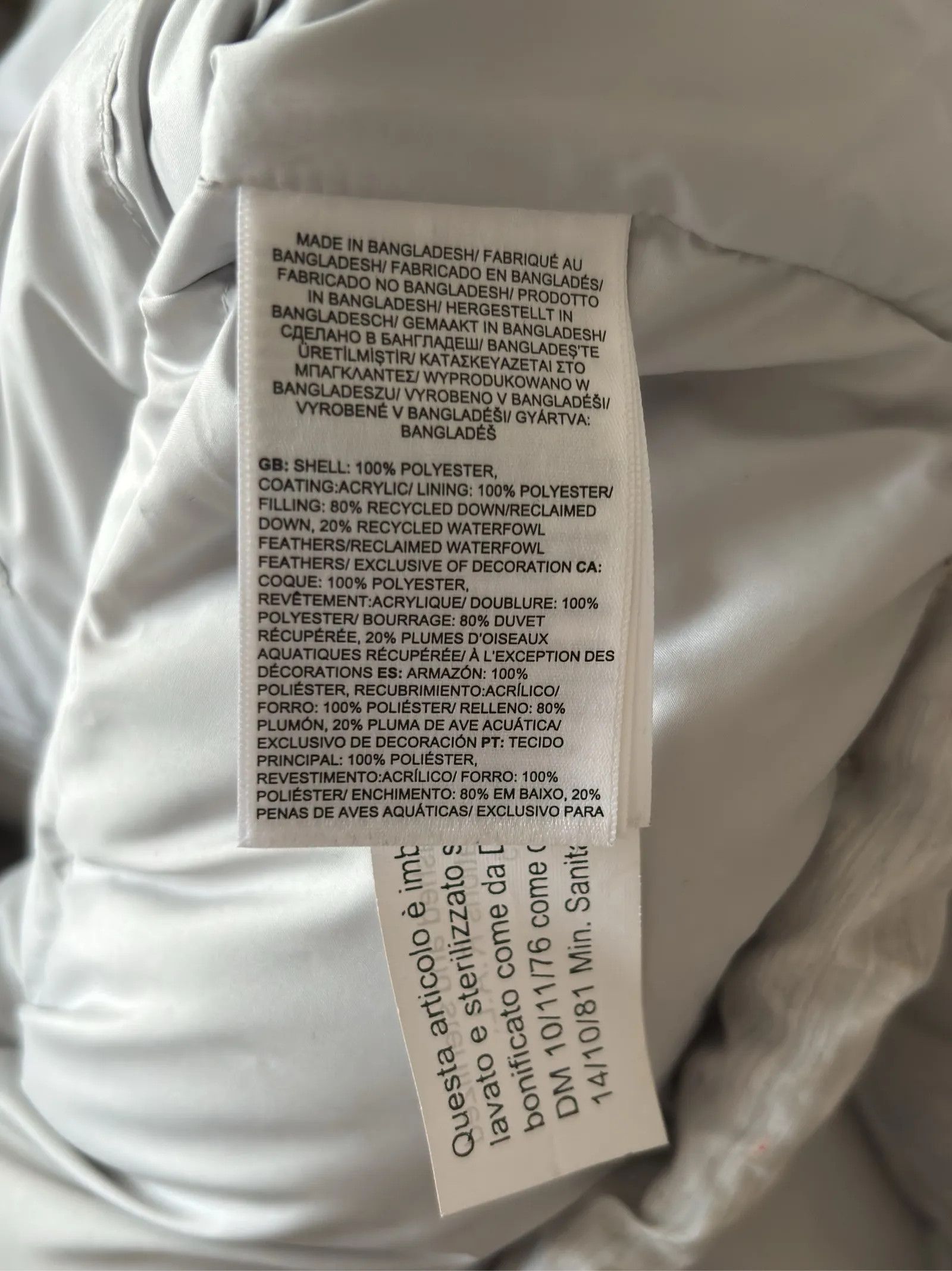 The North Face The North Face Nuptse Regrind Down Jacket Size S / US 4 / IT 40 - 3 Thumbnail