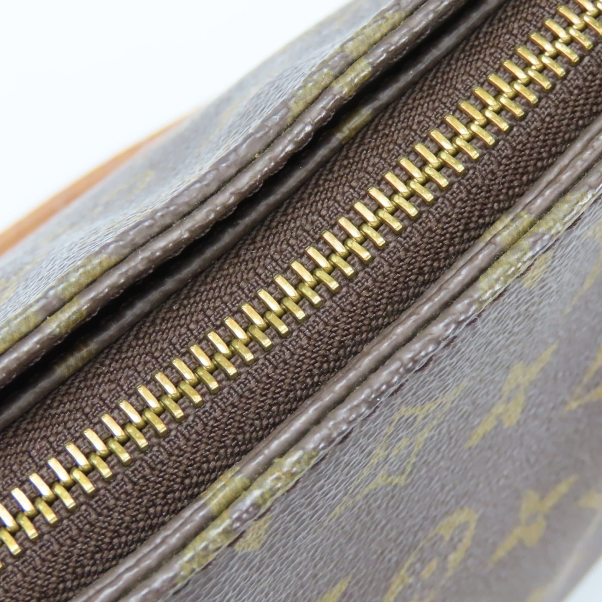 Louis Vuitton Louis Vuitton Looping GM Shoulder Bag M51145 Monogram Brown One-Shoulder for Women LOUIS VUITTON Size ONE SIZE - 18 Thumbnail