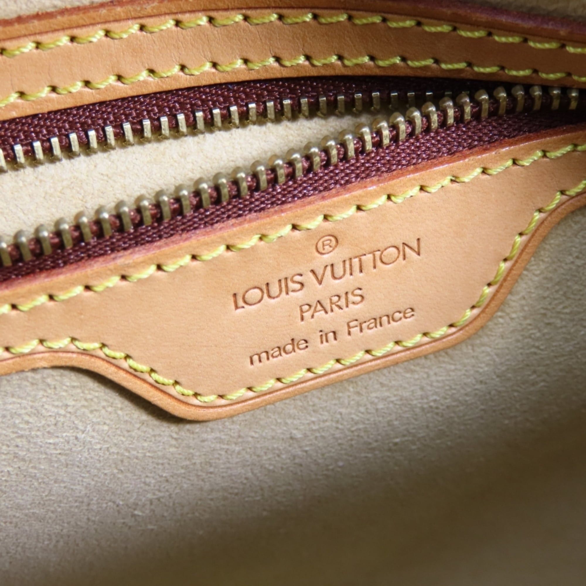 Louis Vuitton Louis Vuitton Looping MM Shoulder Bag M51146 Monogram Brown One-Shoulder for Women LOUIS VUITTON Size ONE SIZE - 18 Thumbnail
