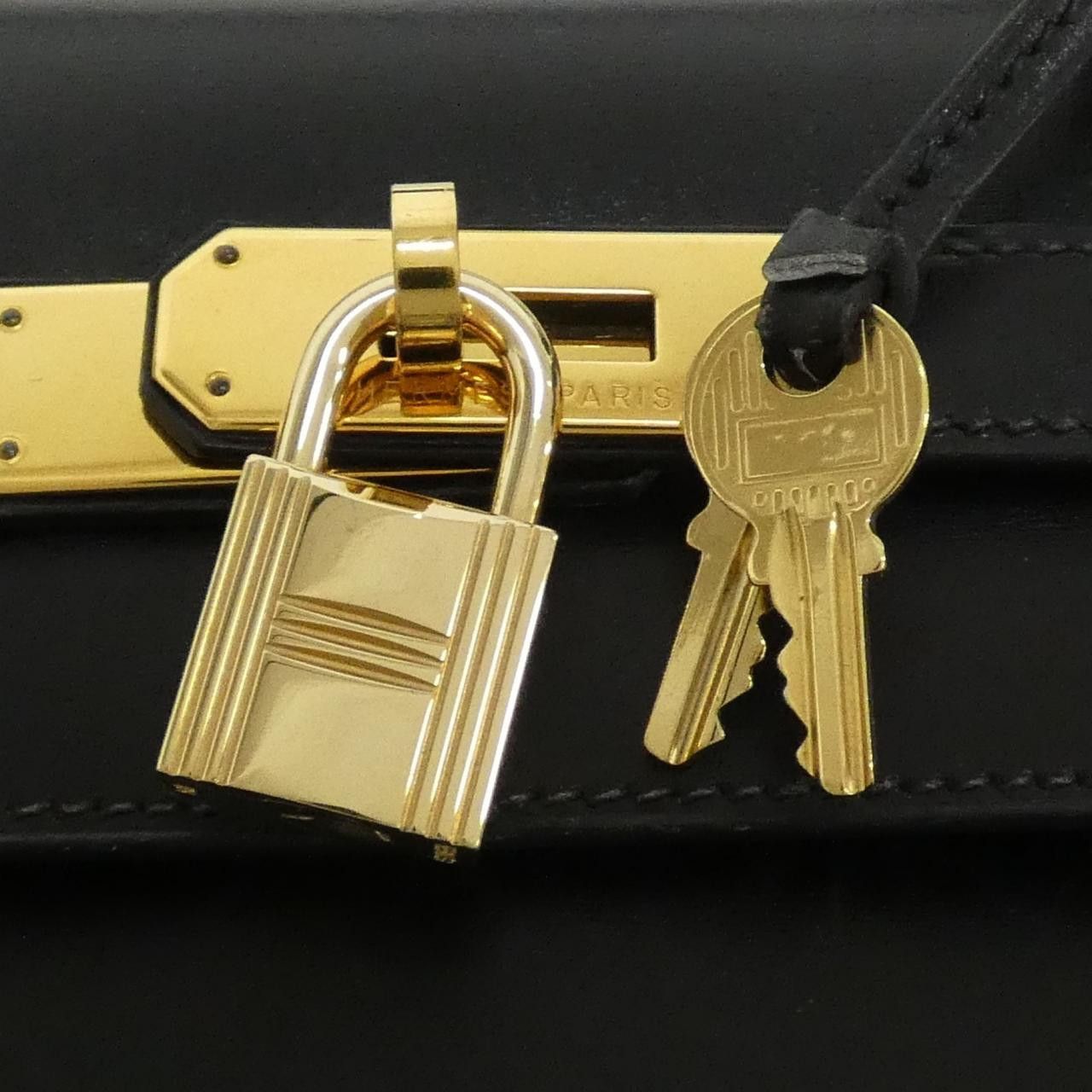 Hermes Hermes Hermès Kelly32 Box Calf Leather Handbag Stamp F DUTY FREE for USA Size ONE SIZE - 4 Thumbnail