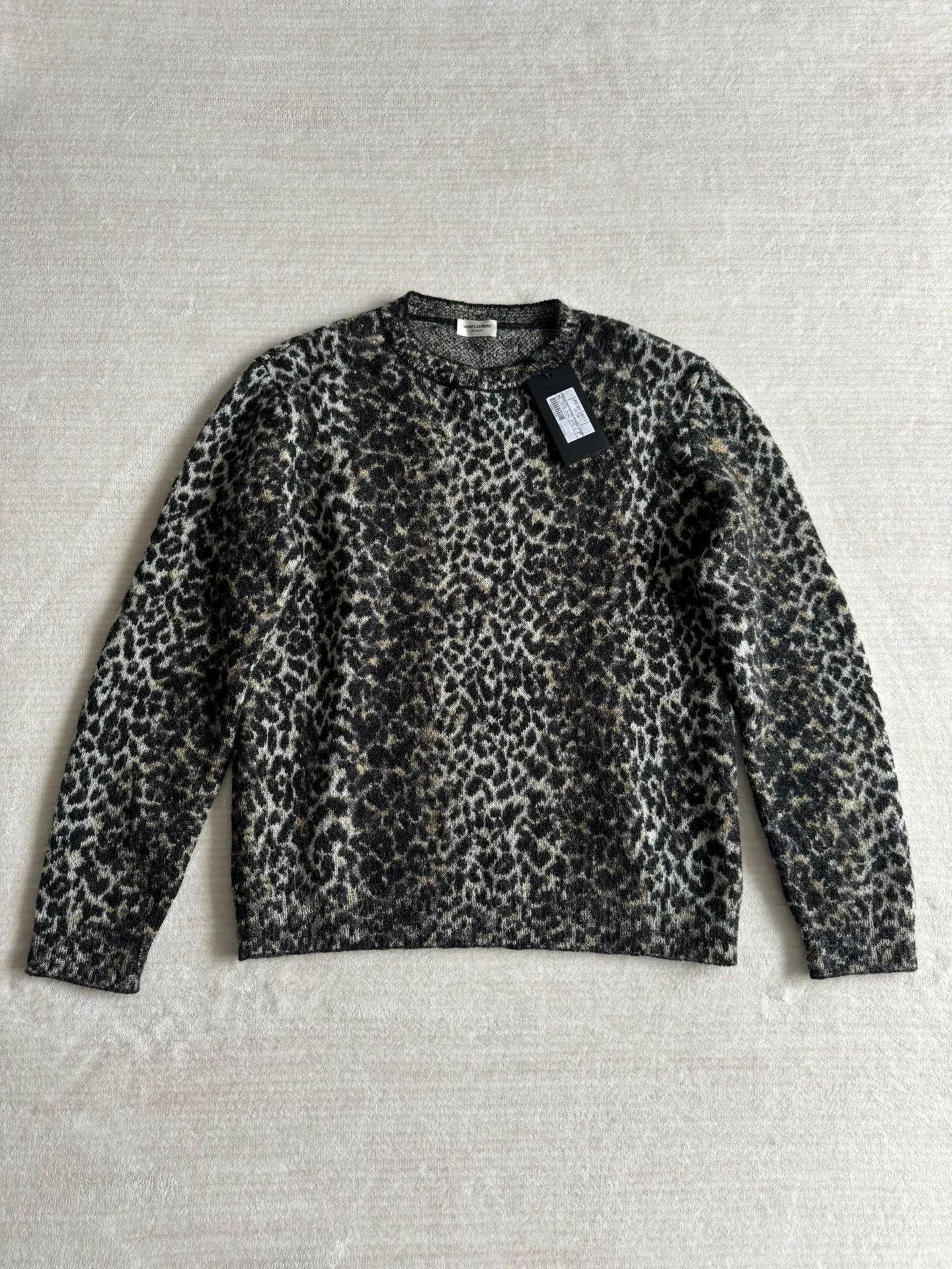 Saint Laurent Paris Saint Laurent Leopard Print Sweater Size M / US 6-8 / IT 42-44 - 2 Thumbnail