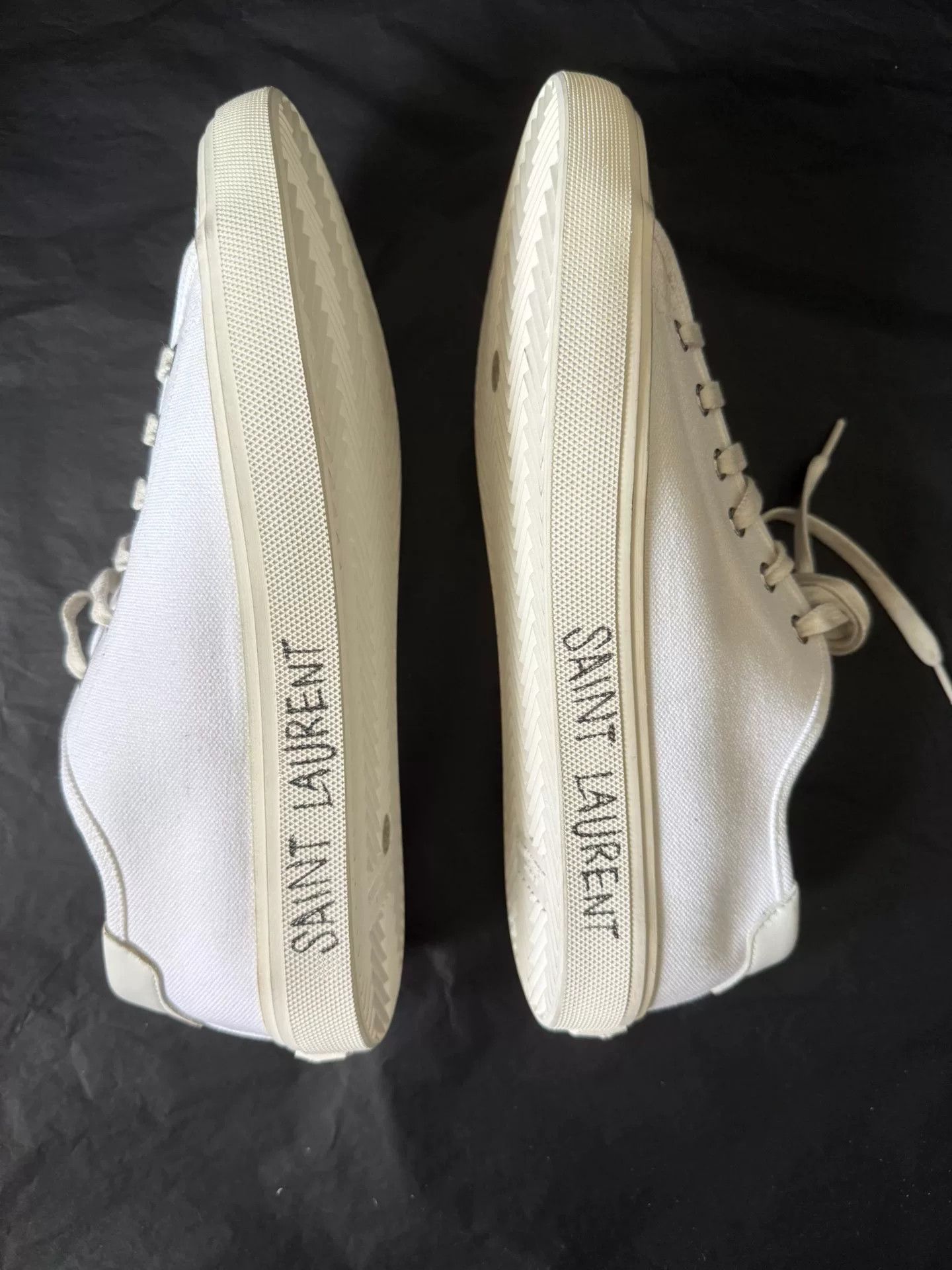 Saint Laurent Paris Saint Laurent White Graffiti Sneakers Size US 7 / EU 40 - 2 Thumbnail