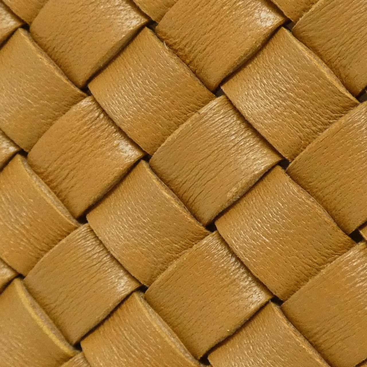 Bottega Veneta Bottega Veneta Bottega Veneta 781670 V1OW1 Lamb Bag Leather Crossbody Bag 781670 V1OW1 DUTY FREE for USA Size ONE SIZE - 4 Thumbnail