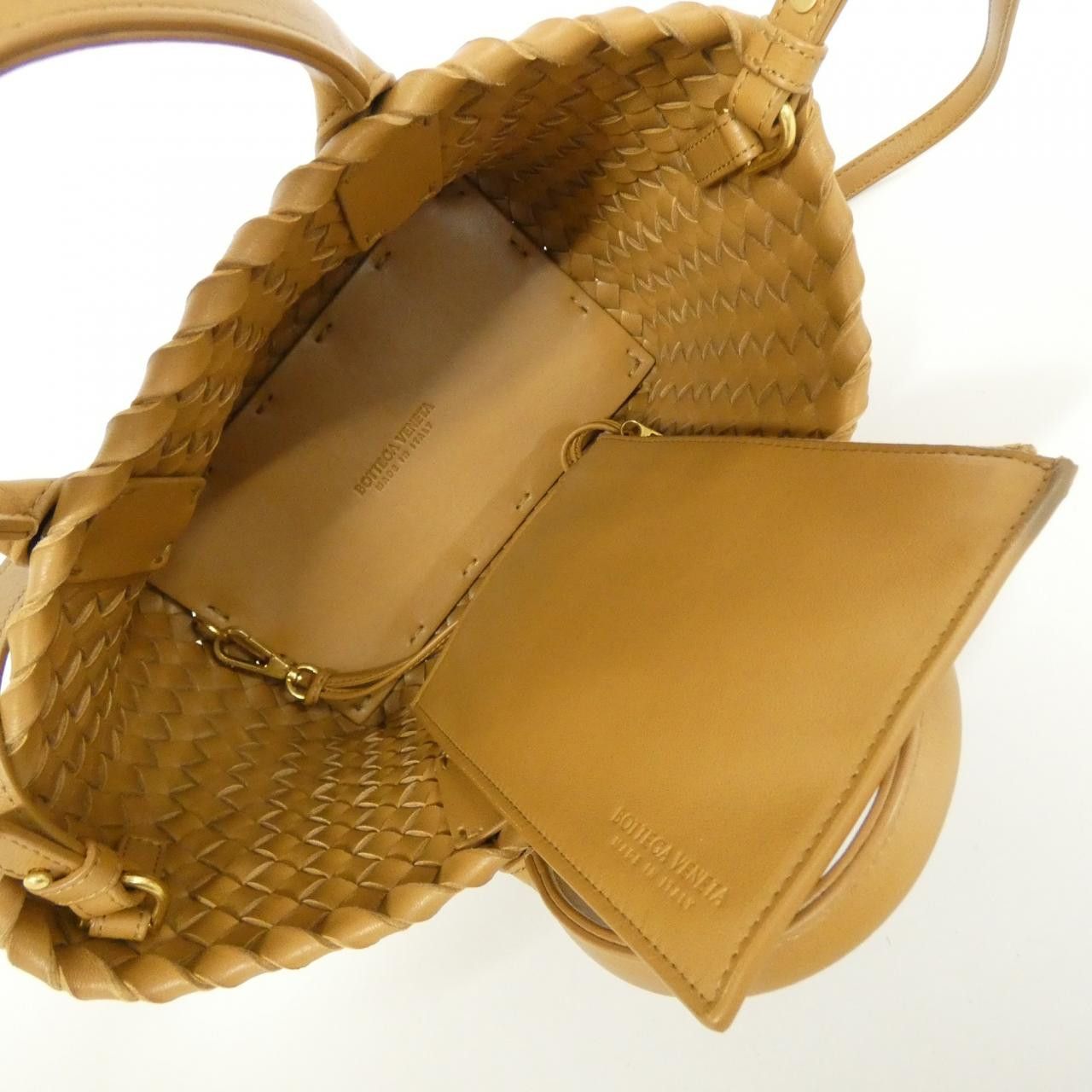 Bottega Veneta Bottega Veneta Bottega Veneta 781670 V1OW1 Lamb Bag Leather Crossbody Bag 781670 V1OW1 DUTY FREE for USA Size ONE SIZE - 9 Thumbnail