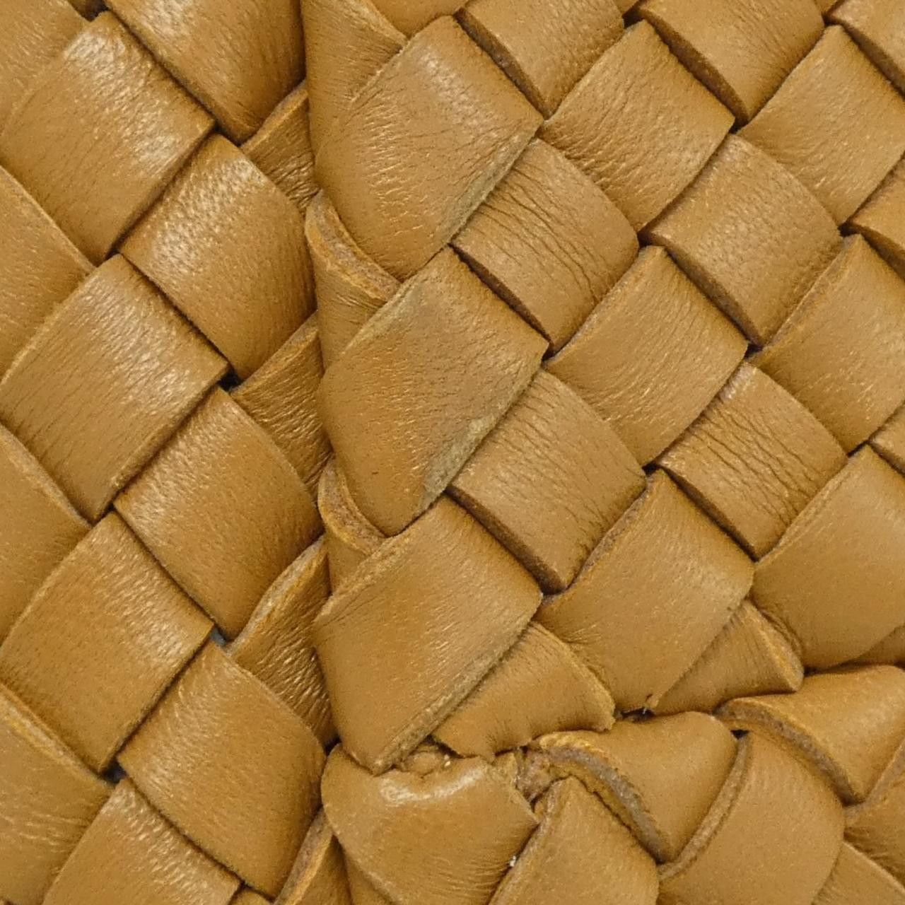 Bottega Veneta Bottega Veneta Bottega Veneta 781670 V1OW1 Lamb Bag Leather Crossbody Bag 781670 V1OW1 DUTY FREE for USA Size ONE SIZE - 2 Thumbnail