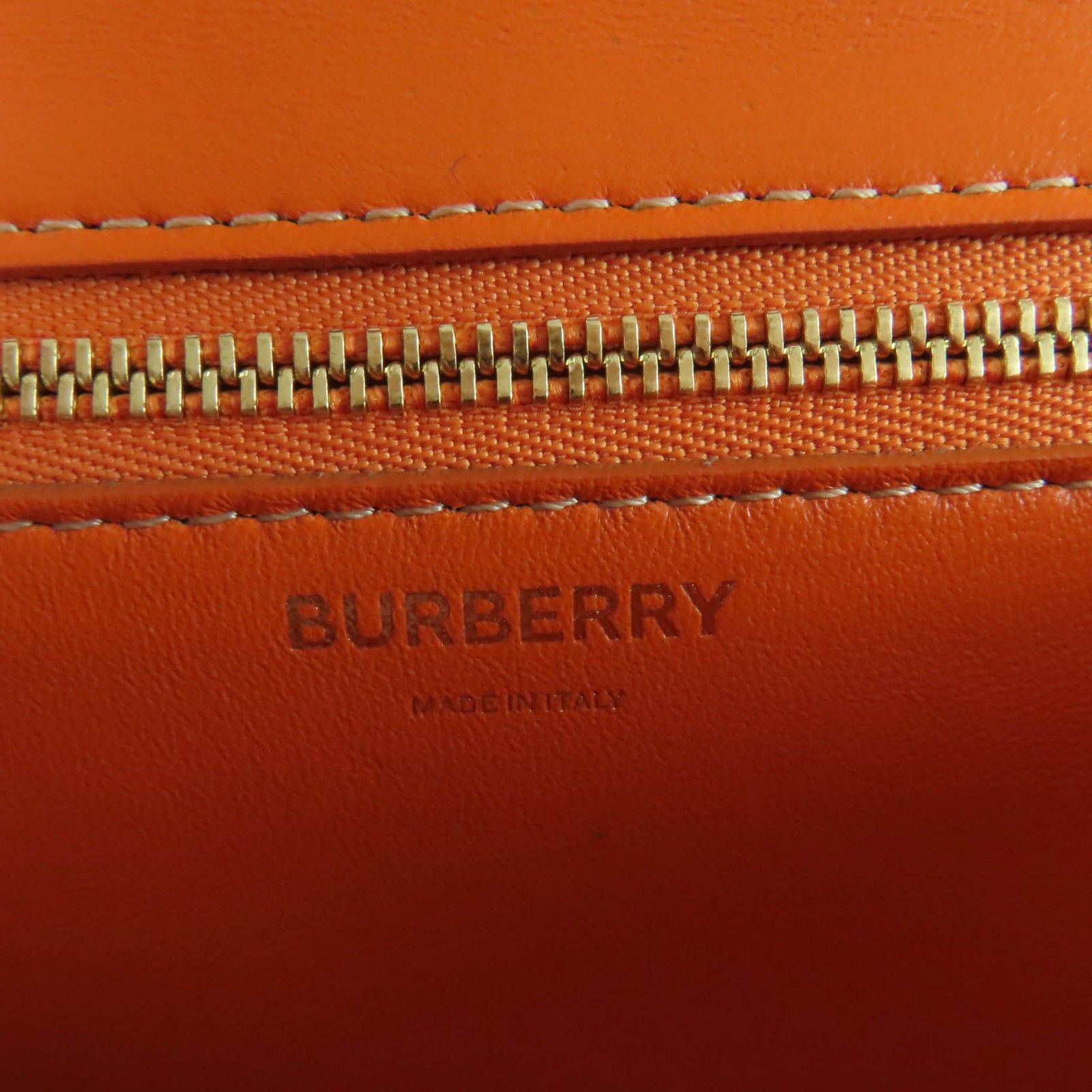 Burberry Burberry Burberry TB Metal 2way Leather Shoulder Bag Leather Shoulder Bag DUTY FREE for USA Size ONE SIZE - 11 Thumbnail