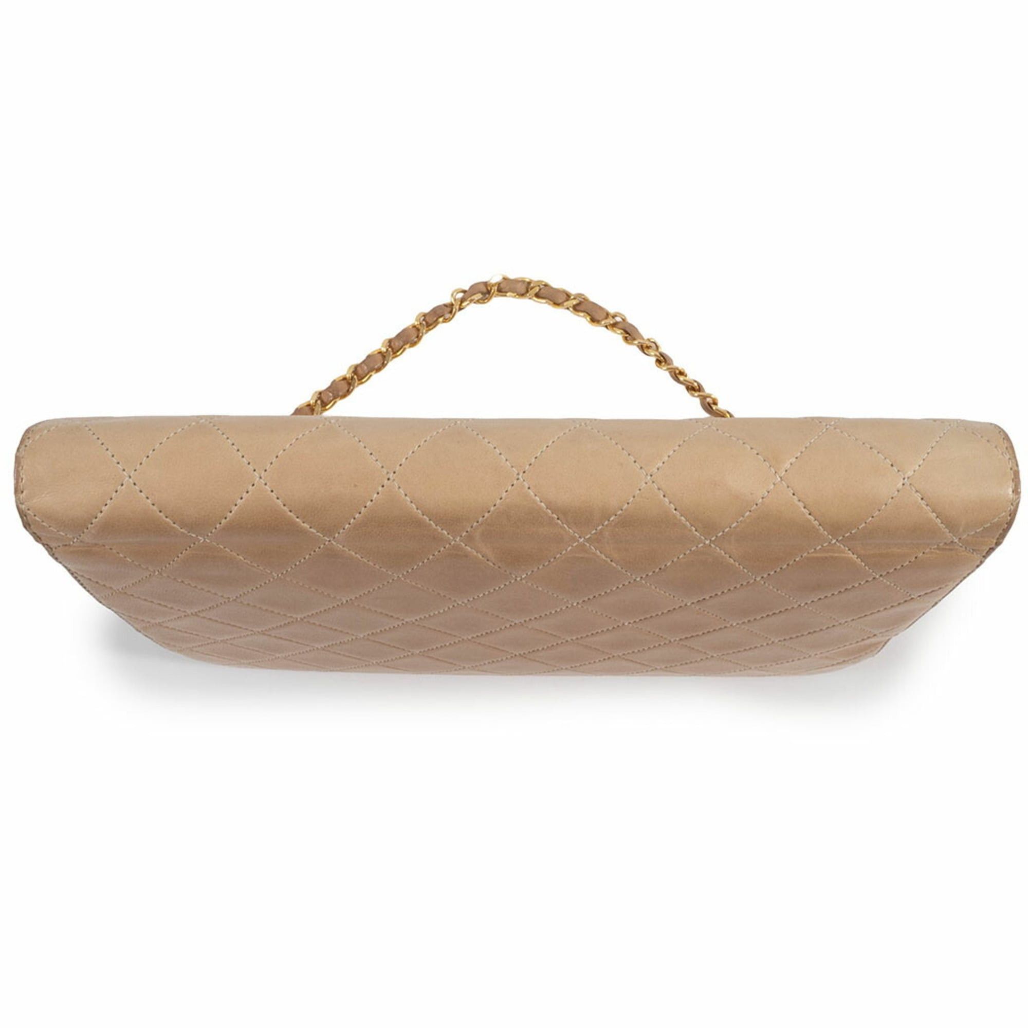 CHANEL Matelasse Chain Shoulder Bag in Beige Leather