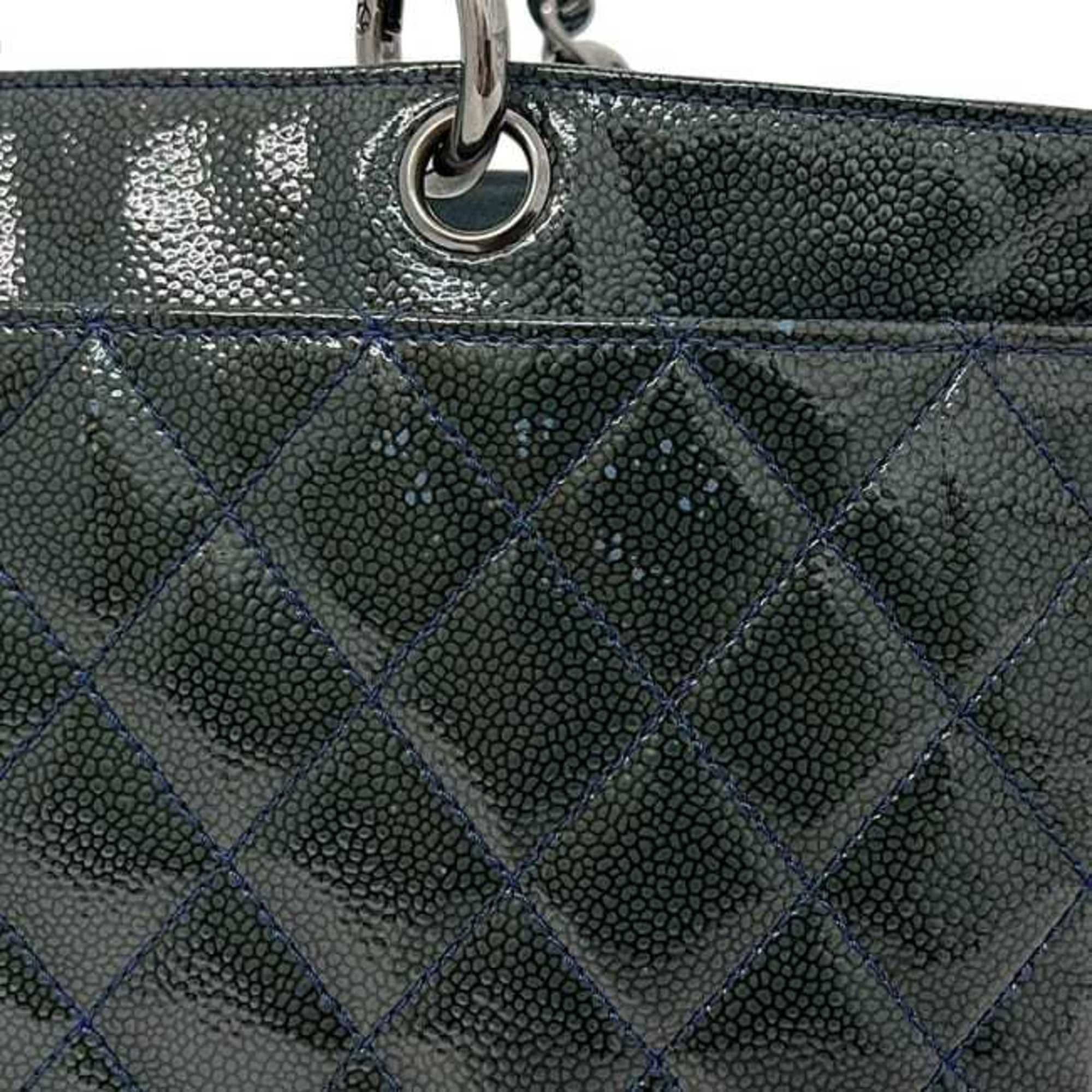Chanel Chanel Tote Bag, Chain Tote, f-25005, Green, Size 2.55 - Patent Leather, 10, CHANEL Turnlock Quilted Women's Size ONE SIZE - 9 Thumbnail