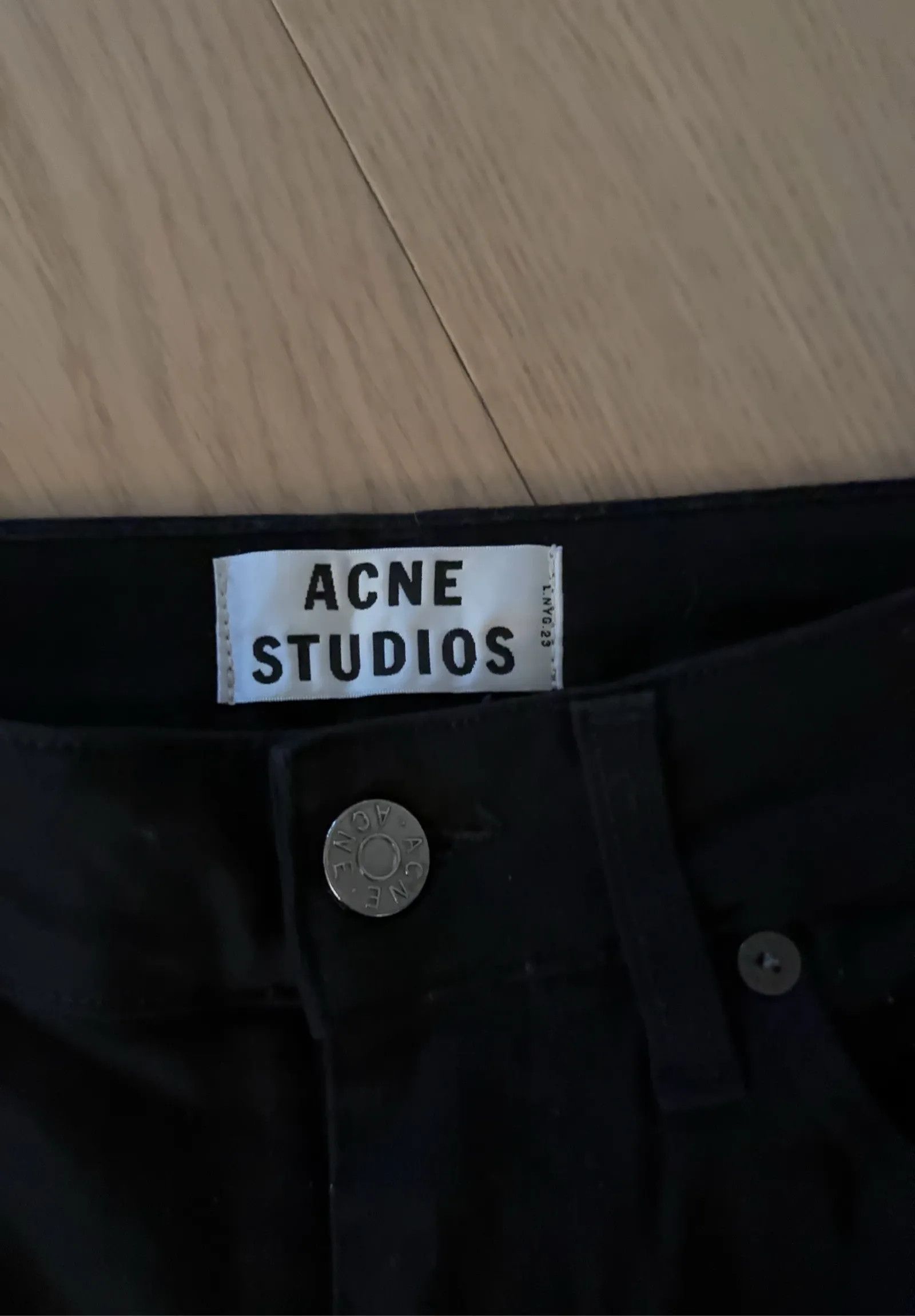 Acne Studios Acne Studios Jeans Size 27" / US 4 / IT 40 - 2 Thumbnail