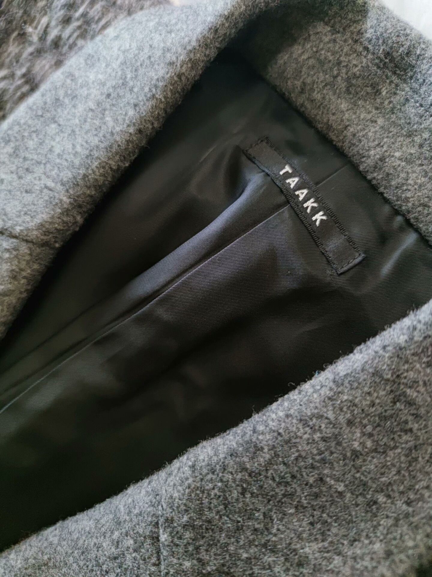TAAKK Gray Wool and Cashmere Men's Coat Size US M / EU 48-50 / 2 - 5 Thumbnail