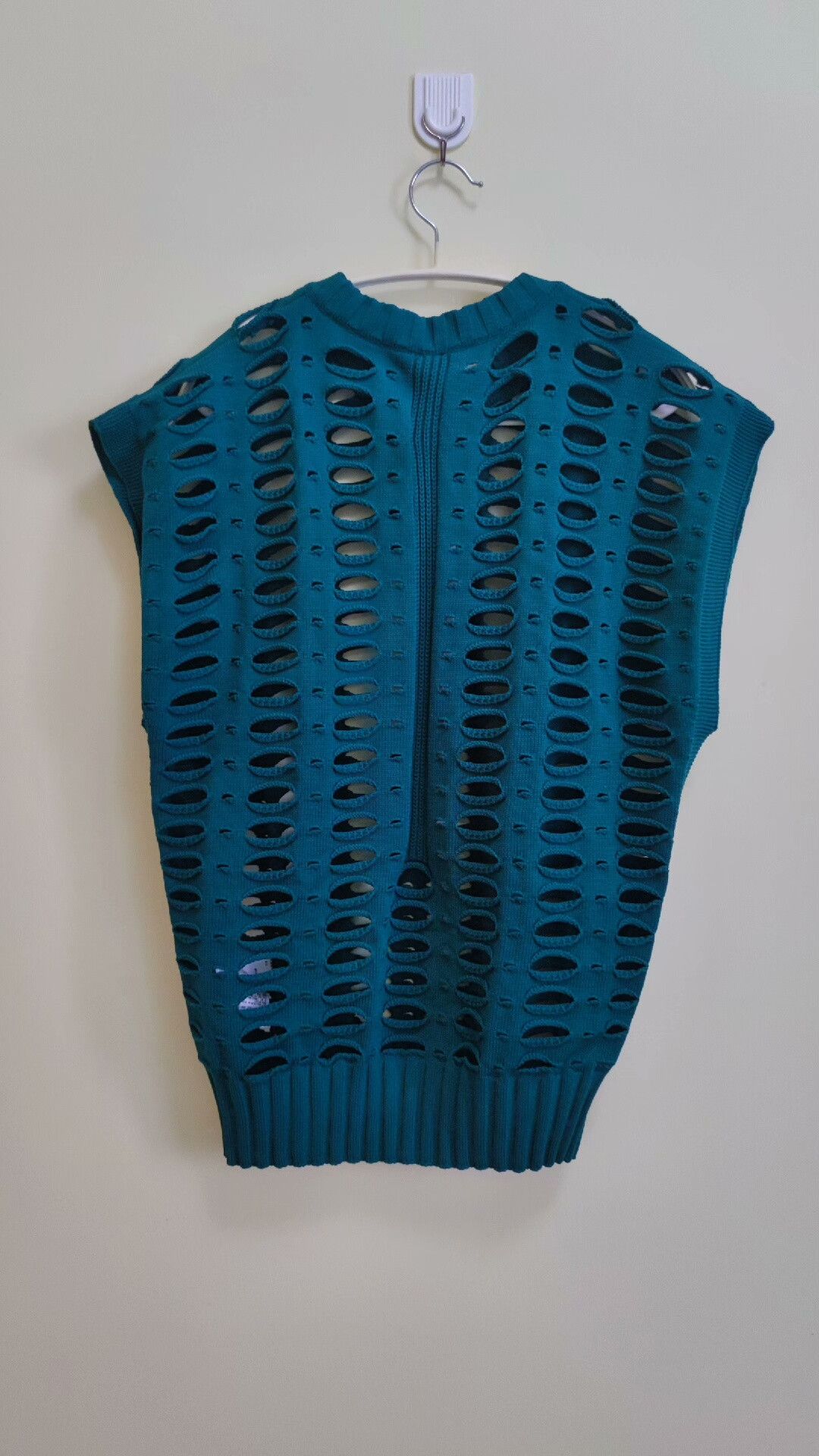 CFCL Issey Miyake Men Knit Vest With Holes Size US M / EU 48-50 / 2 - 4 Thumbnail