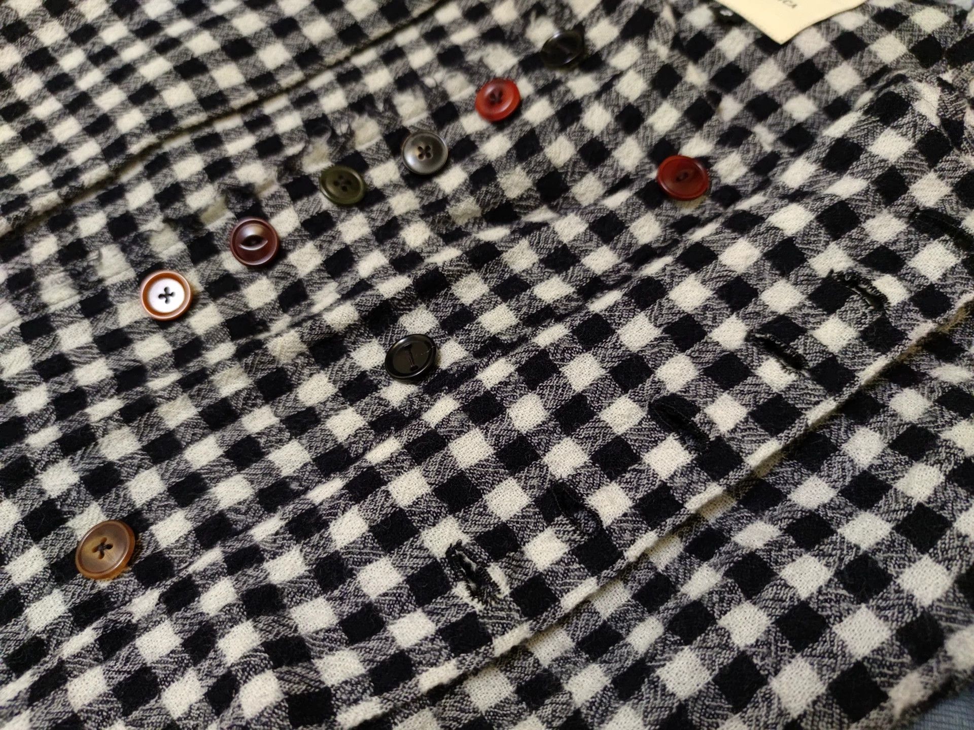 KLASICA Artisan Plaid Knit Sweater with Unique Buttons Size M / US 6-8 / IT 42-44 - 7 Thumbnail