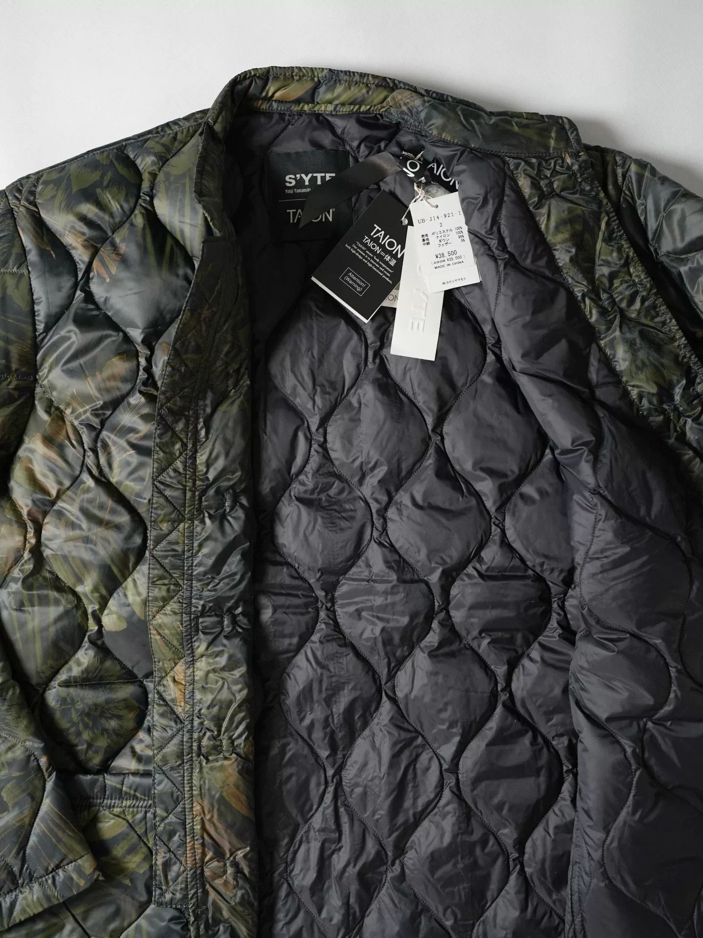 Yohji Yamamoto Yohji Yamamoto Floral Pattern Down Jacket Size US M / EU 48-50 / 2 - 3 Thumbnail
