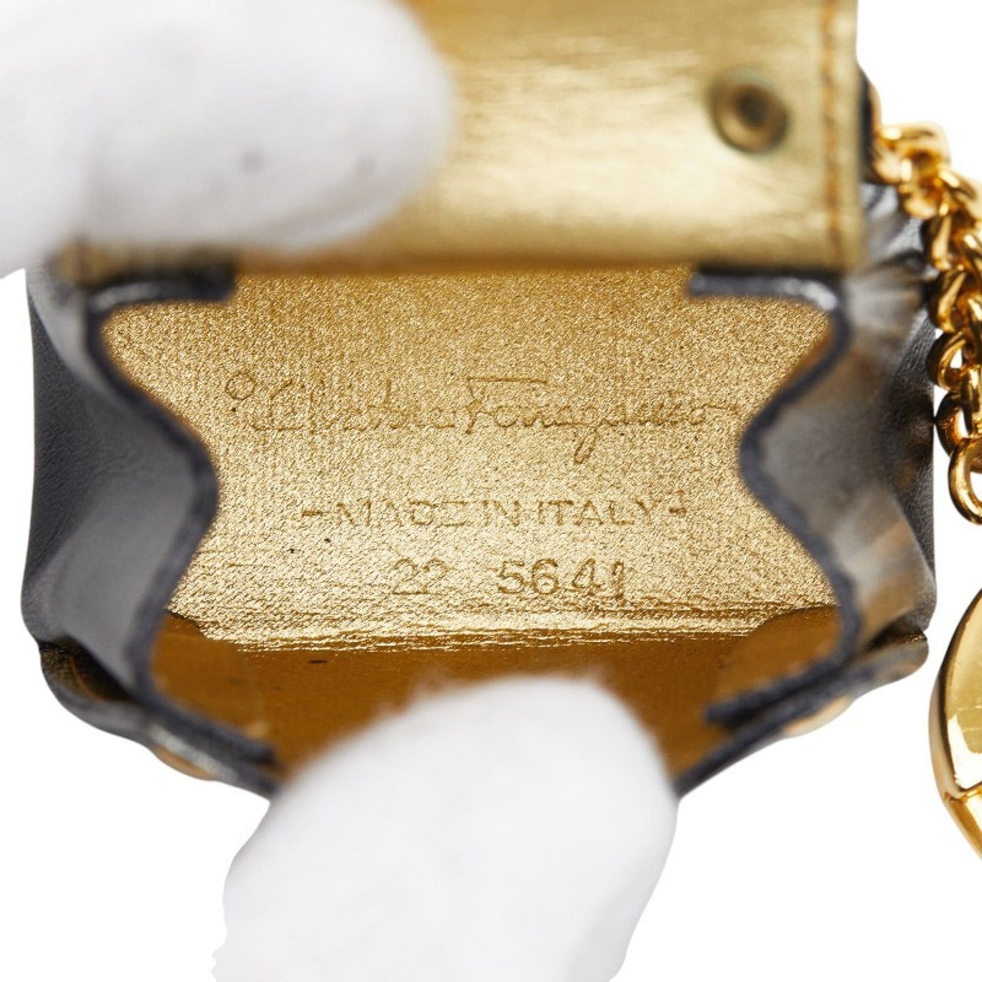Salvatore Ferragamo Salvatore Ferragamo Gancini bag motif charm keychain key gold black plated leather women's Size ONE SIZE - 4 Thumbnail