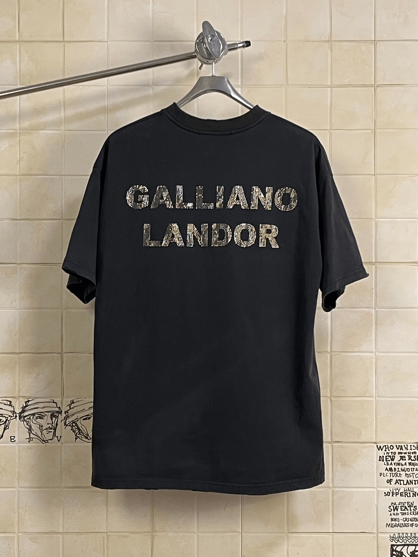 Vintage GALLIANO LANDOR Black Short Sleeve T-Shirt Size US M / EU 48-50 / 2 - 2 Thumbnail