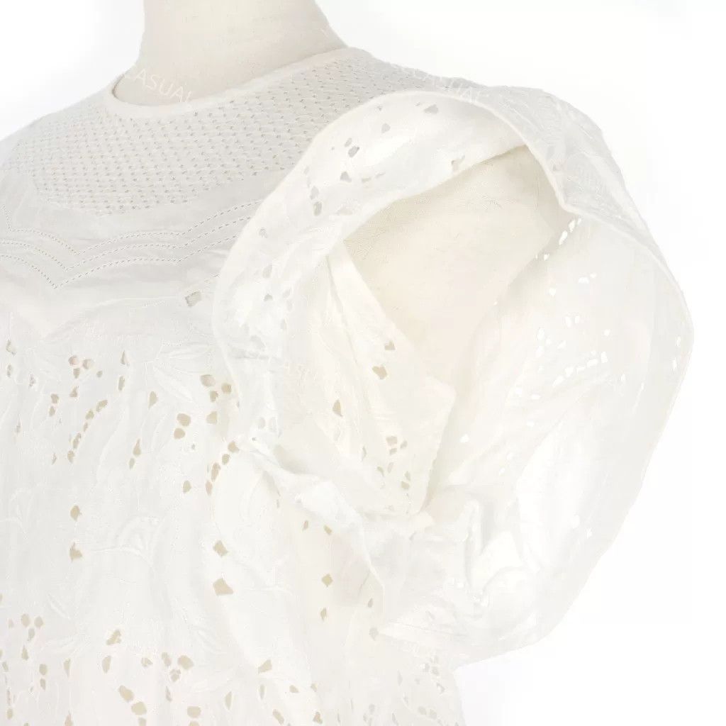 Other White Floral Embroidered Bell Sleeve Top Size S / US 4 / IT 40 - 5 Thumbnail