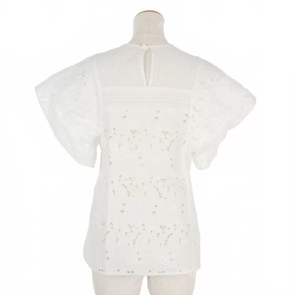 Other White Floral Embroidered Bell Sleeve Top Size S / US 4 / IT 40 - 2 Thumbnail