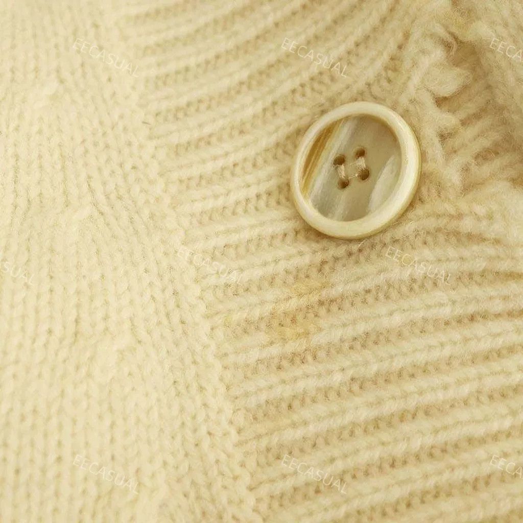 Maison Margiela Maison Margiela Hole Design Wool Cardigan Size XS / US 0-2 / IT 36-38 - 7 Thumbnail