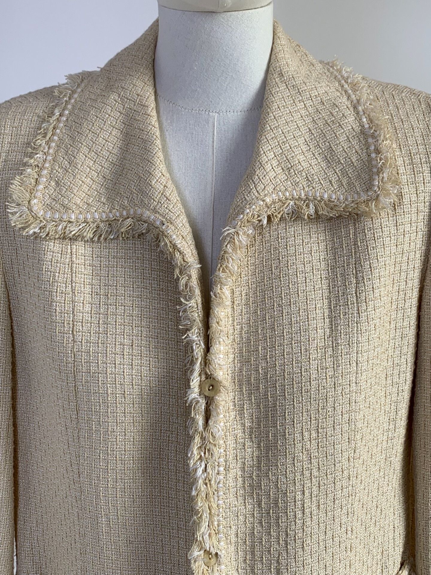 Other Beige Fringed Tweed Two-Piece Set Size 24" / US 00 / IT 34 - 3 Thumbnail
