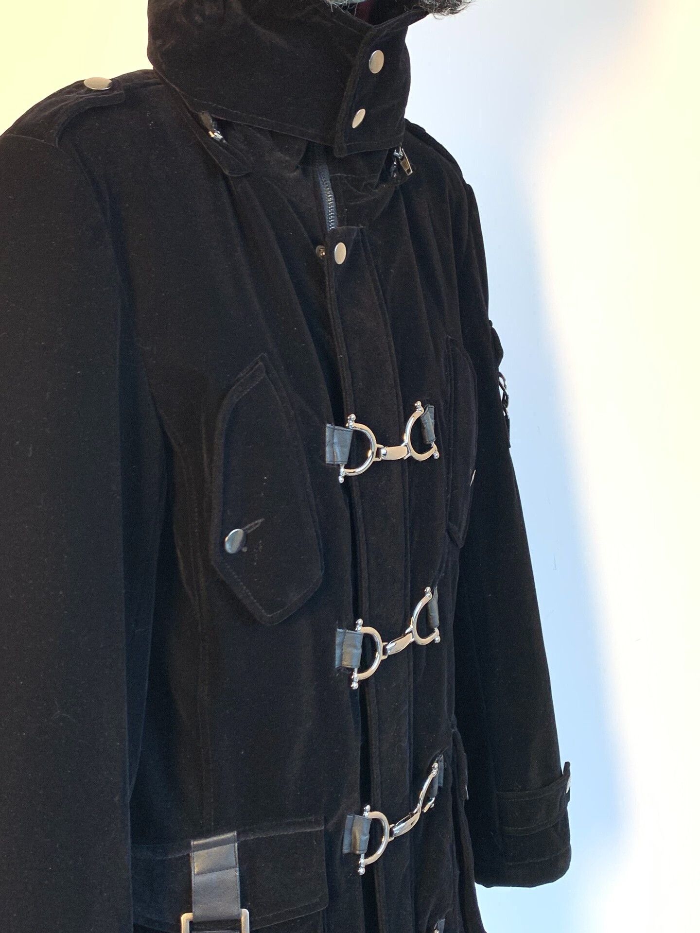 Other Black Velvet Lobster Clasp Jacket Size US M / EU 48-50 / 2 - 4 Thumbnail