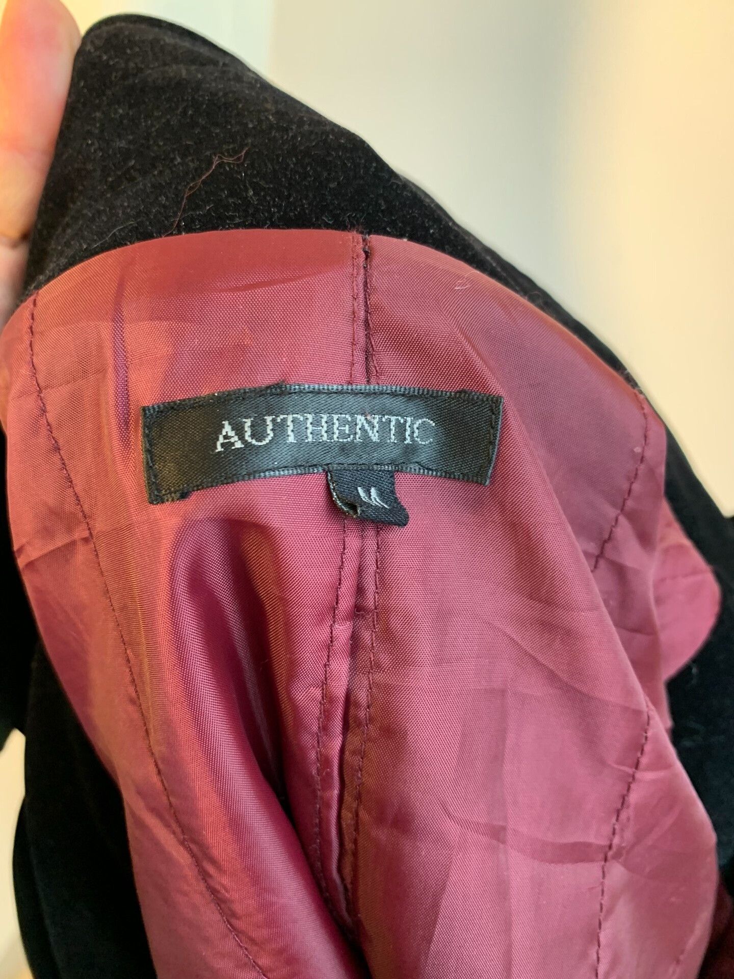 Other Black Velvet Lobster Clasp Jacket Size US M / EU 48-50 / 2 - 7 Thumbnail