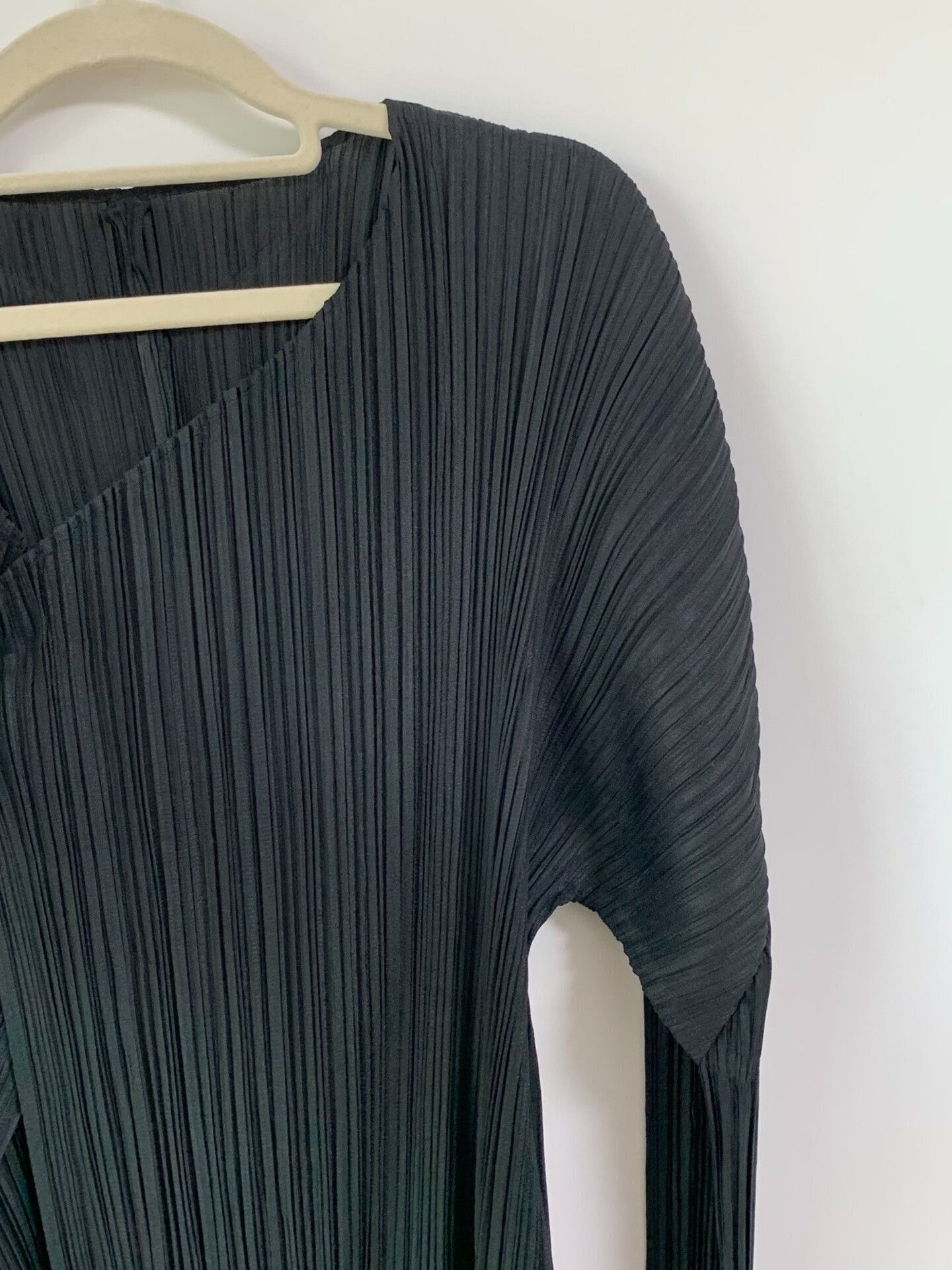 Pleats Please Issey Miyake Issey Miyake Pleats Please Tops with Wrinkles Size L / US 10 / IT 46 - 8 Thumbnail