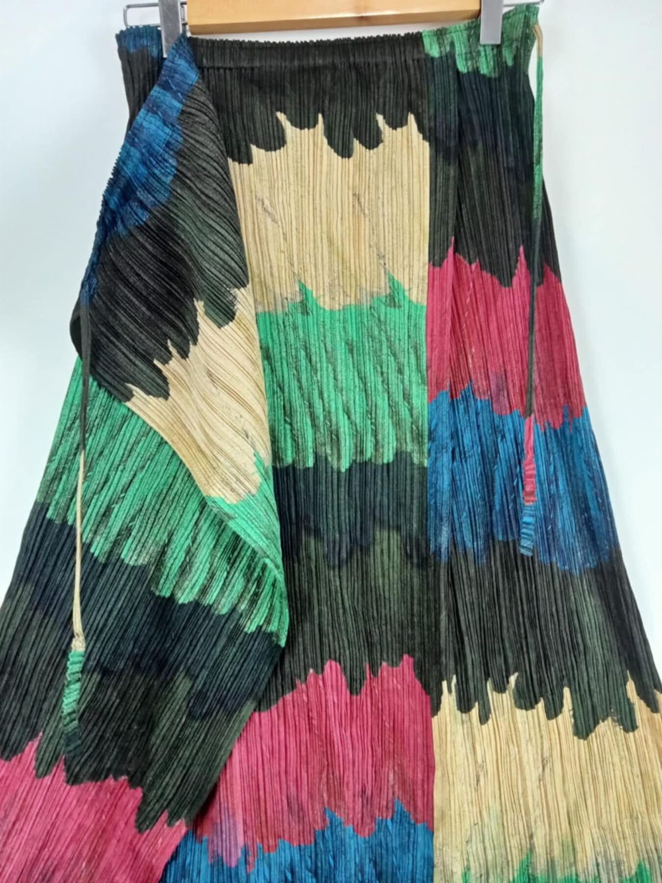 Pleats Please Issey Miyake Issey Miyake Pleats Please Pleated Skirt Size 26" / US 2 / IT 38 - 2 Thumbnail