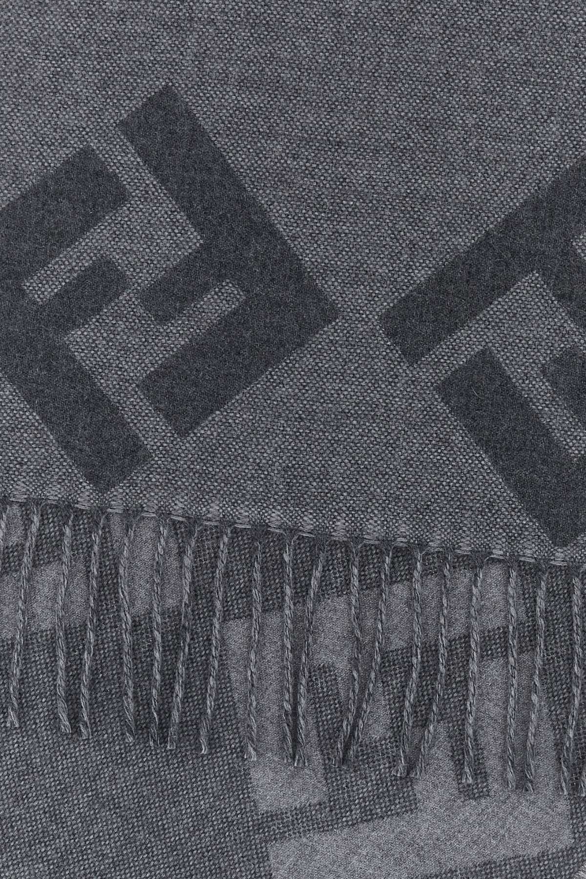 Fendi Embroidered Wool Scarf Size ONE SIZE - 2 Thumbnail