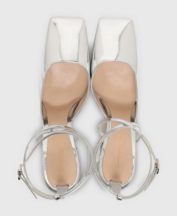 Ankle strap pump