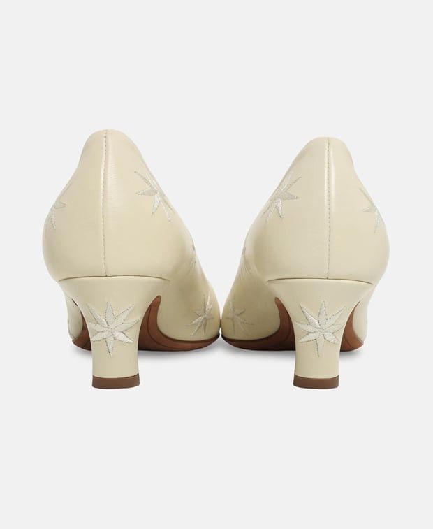 Chloe Oli Pumps Size US 7 / IT 37 - 2 Thumbnail