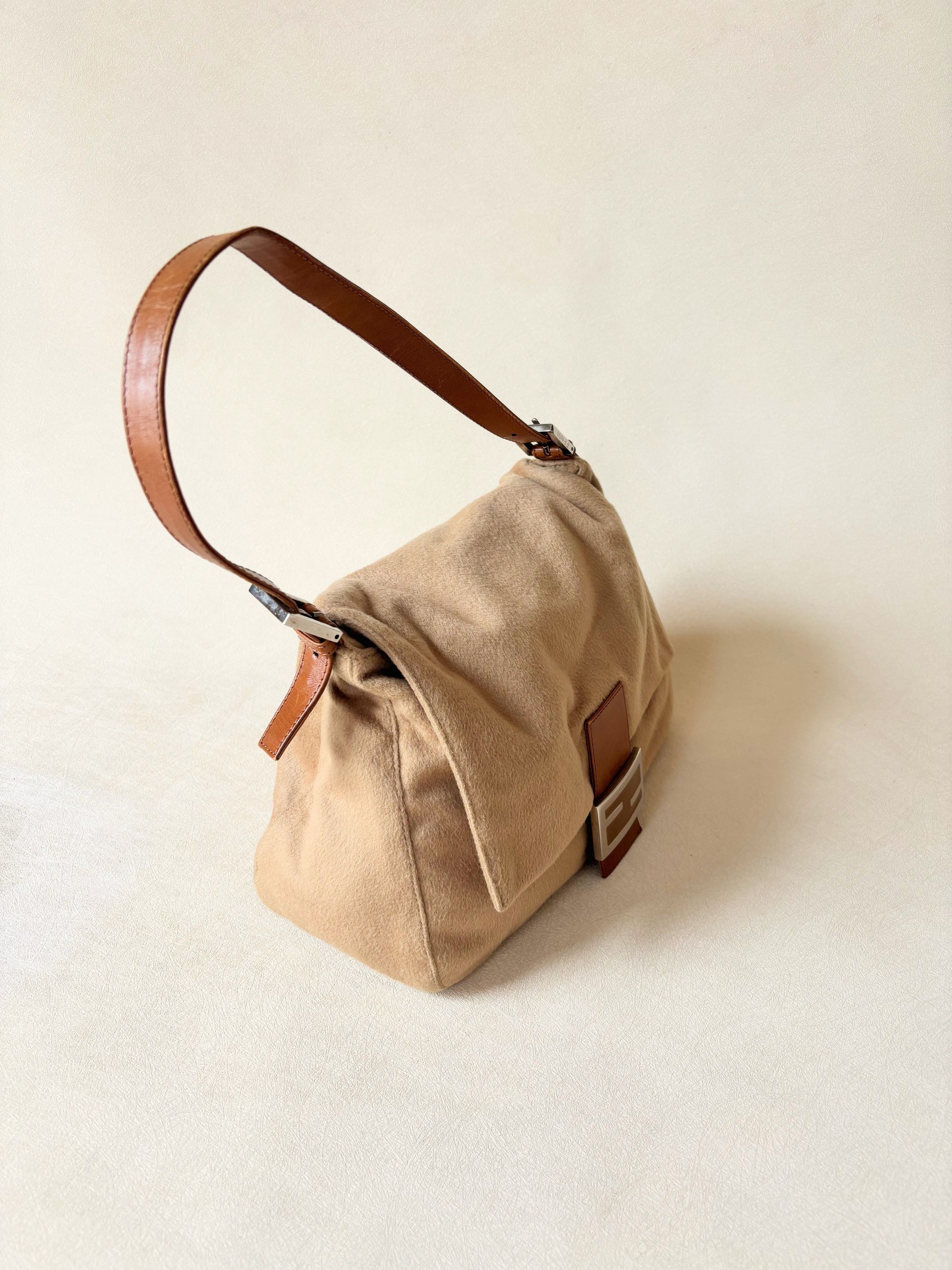 Fendi Sac Mamma Baguette Size ONE SIZE - 4 Thumbnail