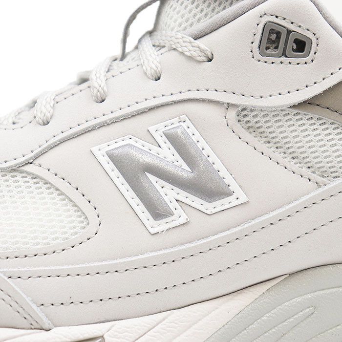 Other Other New Balance M991FLB Fabric Sneakers Textile Shoes M991FLB DUTY FREE for USA Size ONE SIZE - 4 Thumbnail