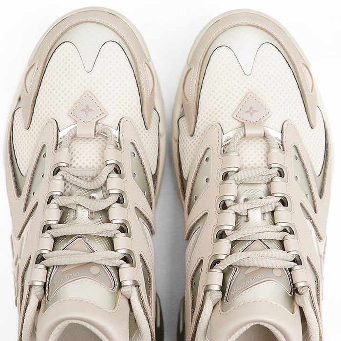 Louis Vuitton Louis Vuitton Louis Vuitton Runner Tatic Monogram Leather Mesh Sneaker Leather Shoes DUTY FREE for USA Size ONE SIZE - 11 Thumbnail