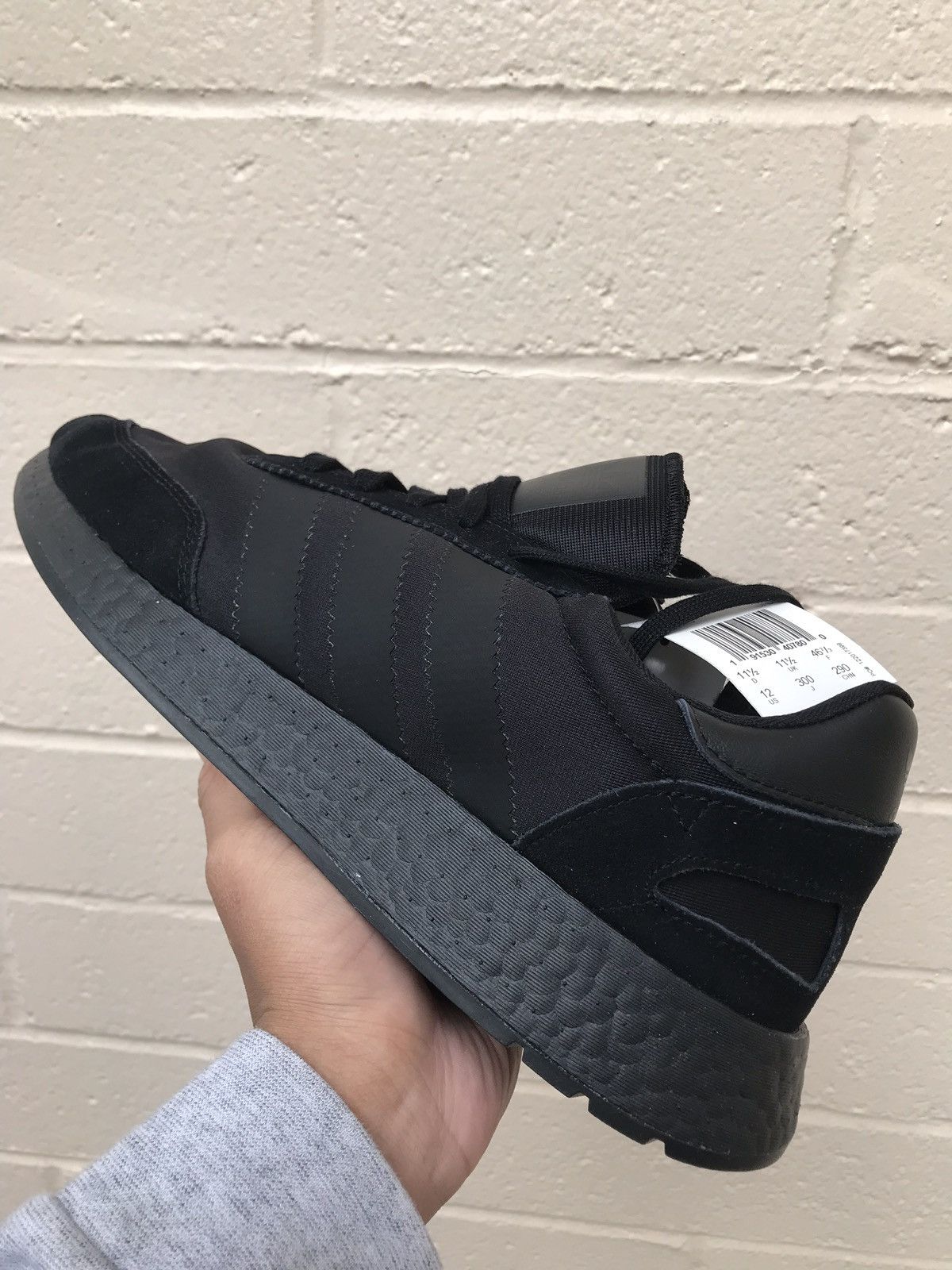 I-5923 triple black sale