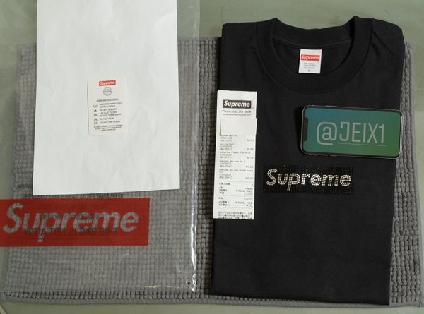 Supreme Swarovski Box Logo Anniversary Street Style