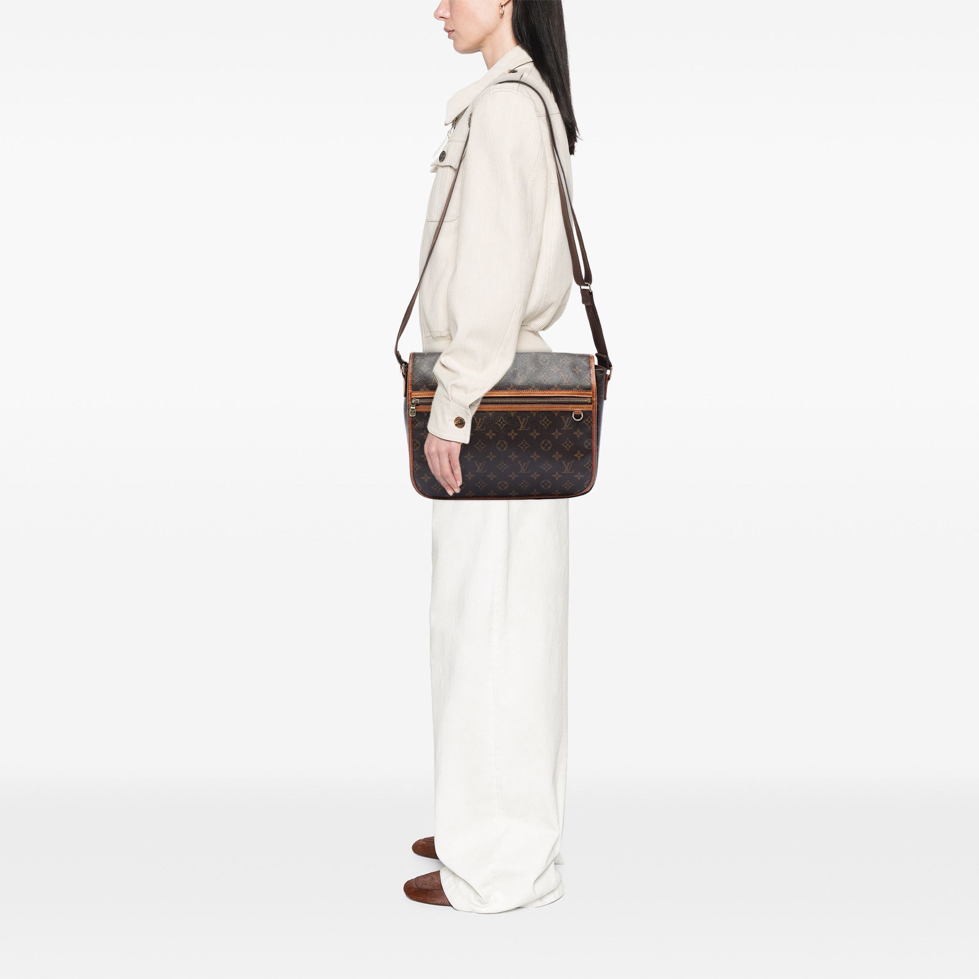 Louis Vuitton Louis Vuitton Monogram Bosphore Messenger GM Size ONE SIZE - 7 Thumbnail