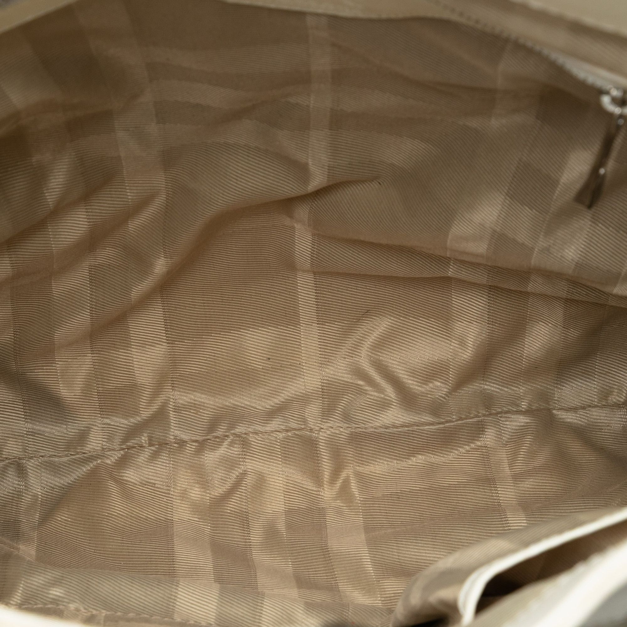 Burberry Burberry Quilted Leather Hillgate Convertible Tote Size ONE SIZE - 4 Thumbnail