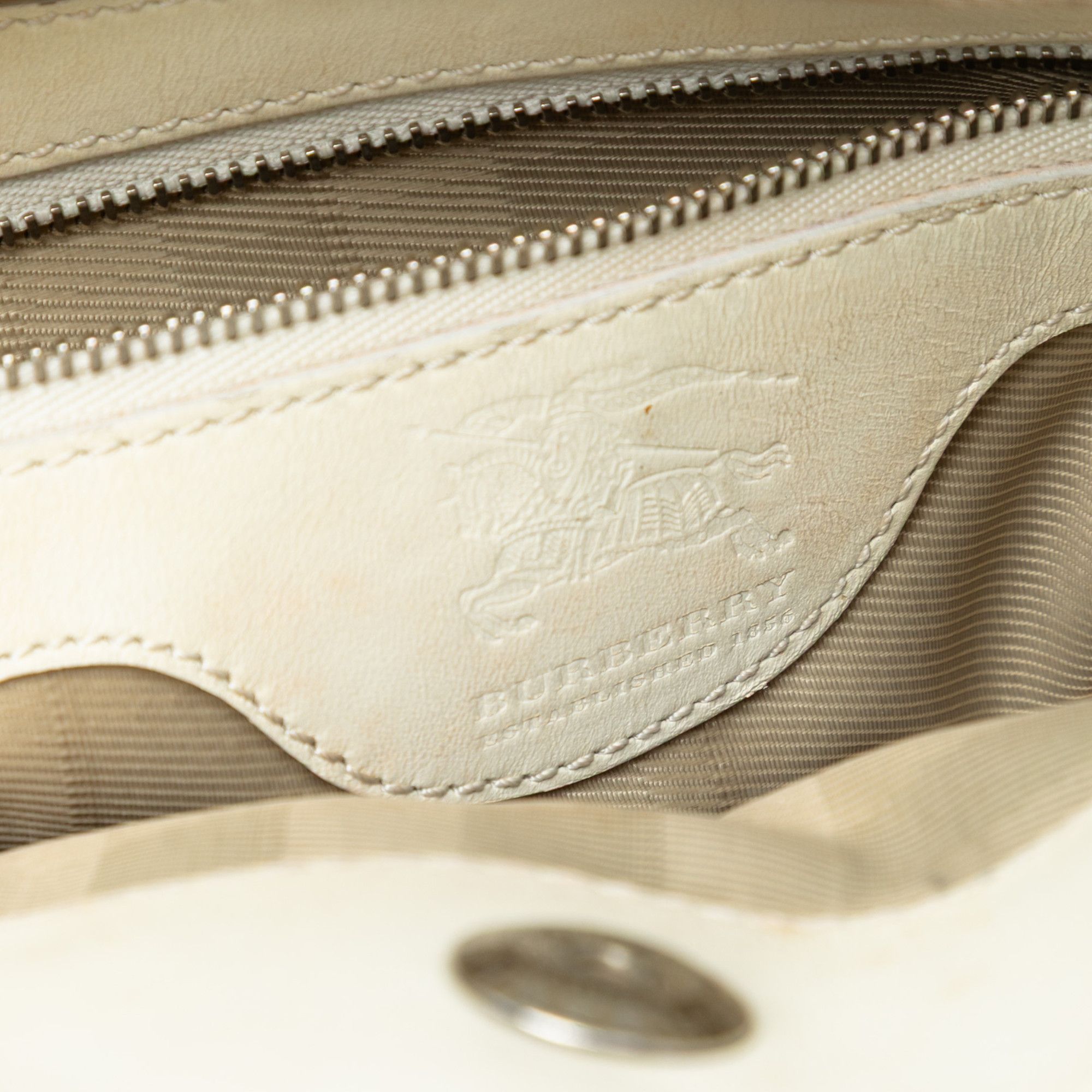 Burberry Burberry Quilted Leather Hillgate Convertible Tote Size ONE SIZE - 5 Thumbnail
