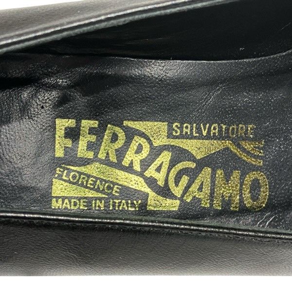 Salvatore Ferragamo Salvatore Ferragamo Salvatore Ferragamo Gancini Chain Leather Pumps Leather Shoes DUTY FREE for USA Size ONE SIZE - 4 Thumbnail