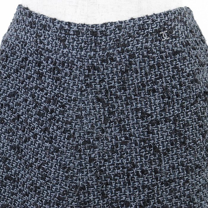 Chanel Chanel Chanel Tweed Metallic Yarn Skirt Textile Skirts 06A P28903 DUTY FREE for USA Size ONE SIZE - 2 Thumbnail